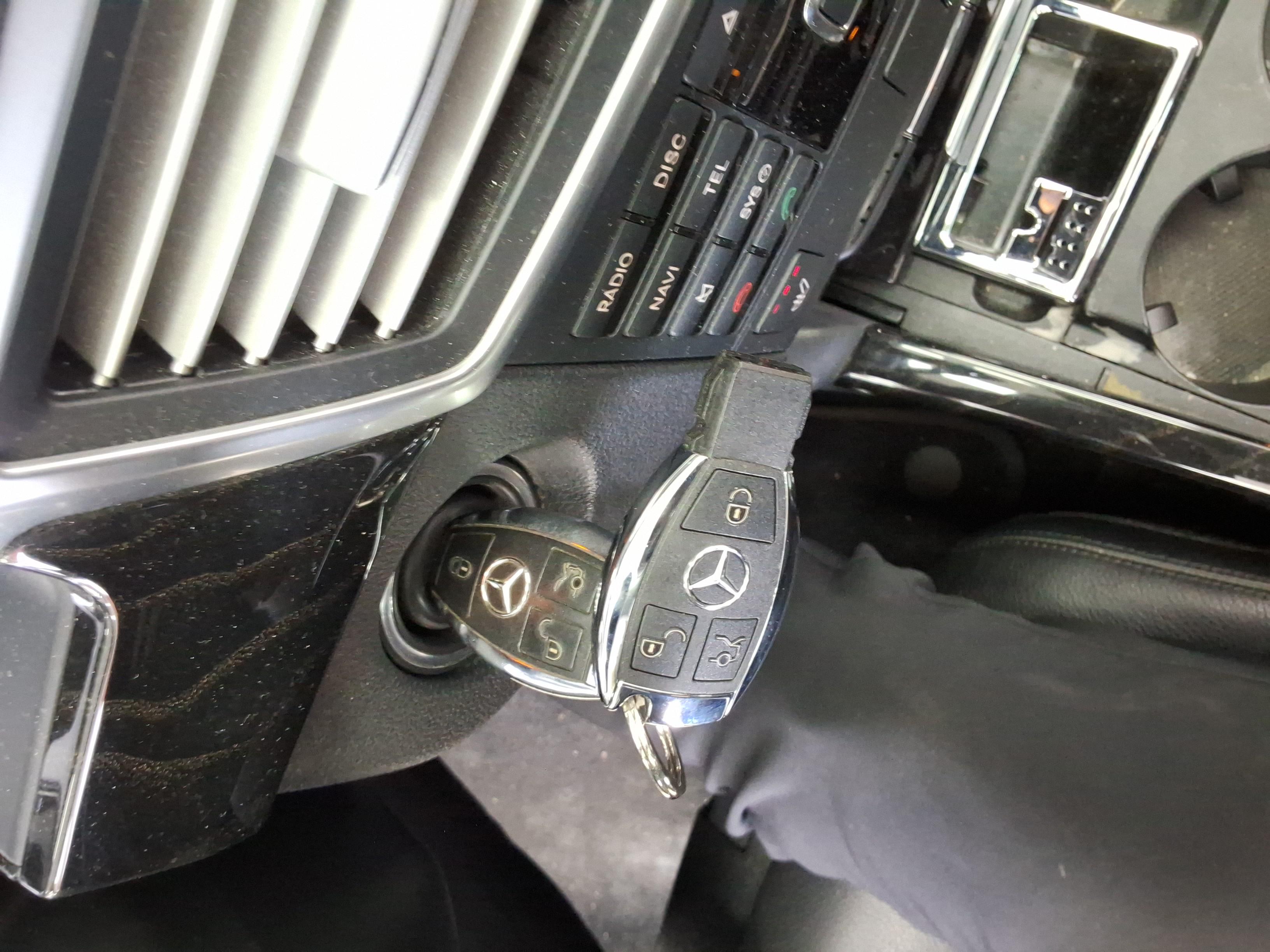 Mercedes-Benz E-Class 2012 - Image 20