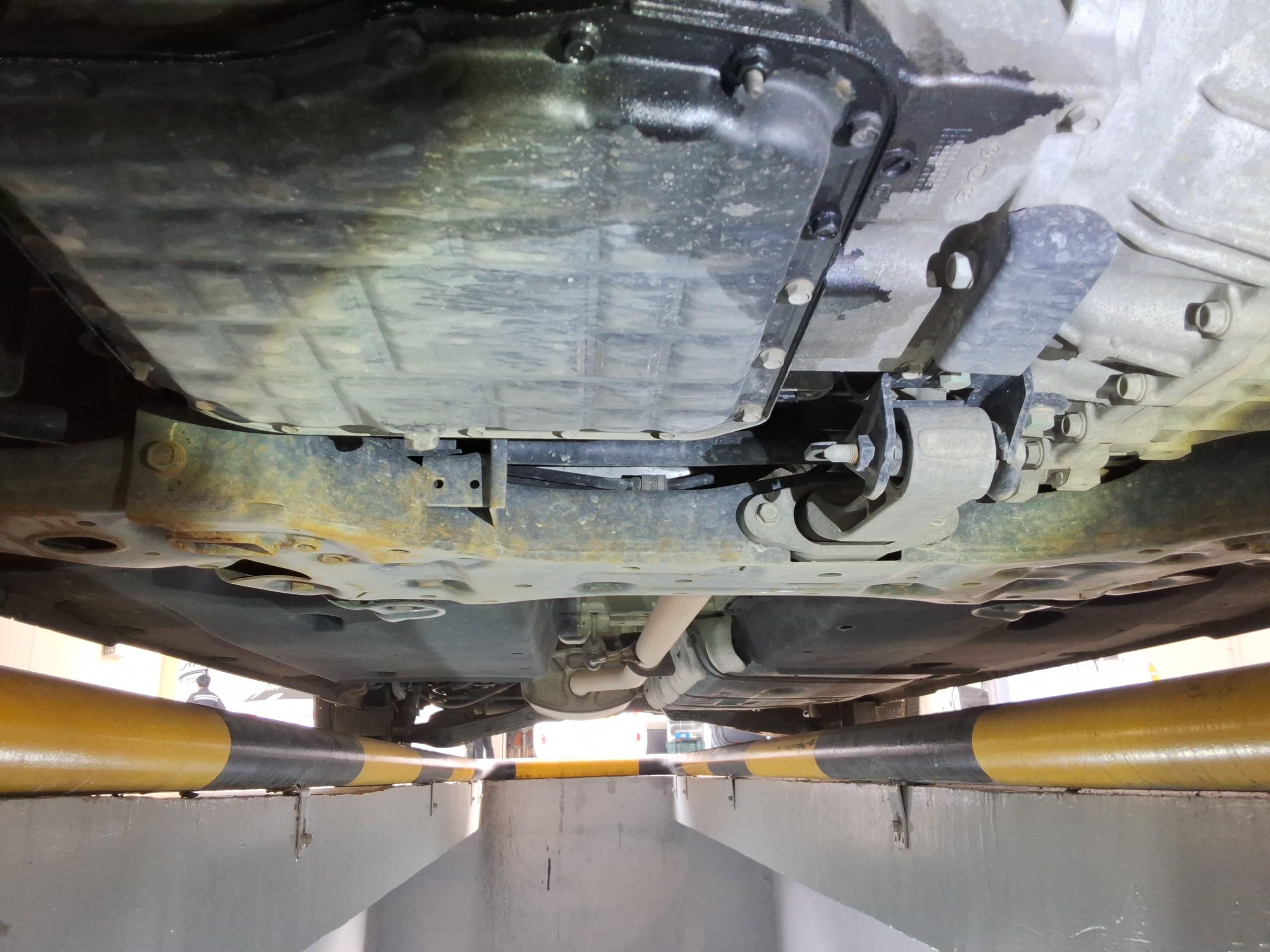 كيا نيو كارنيفال 2017 - صورة 20