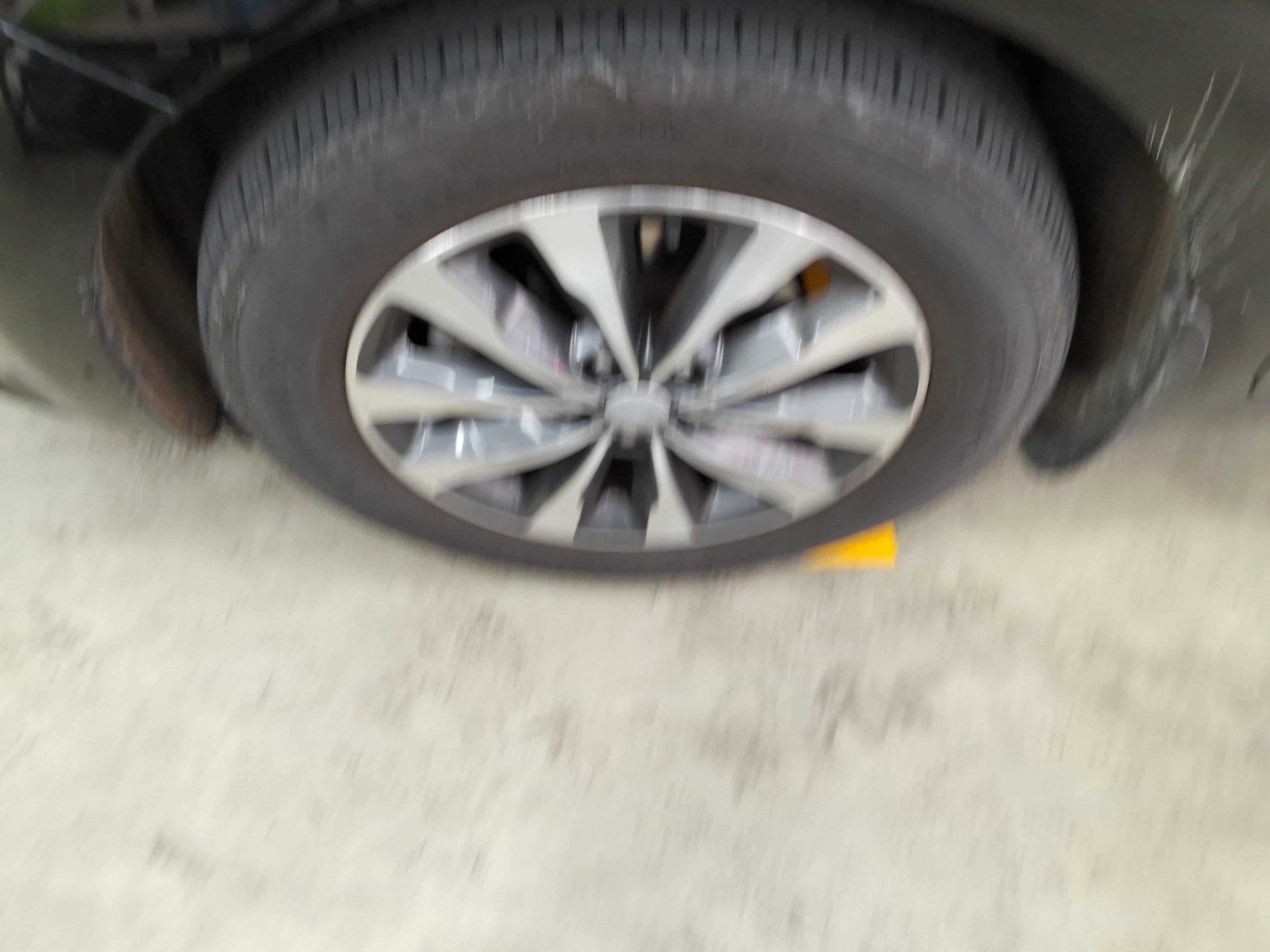 كيا نيو كارنيفال 2017 - صورة 21