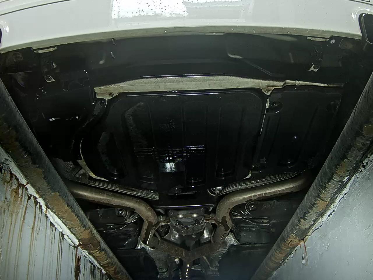 Mercedes-Benz E-Class 2012 - Image 7