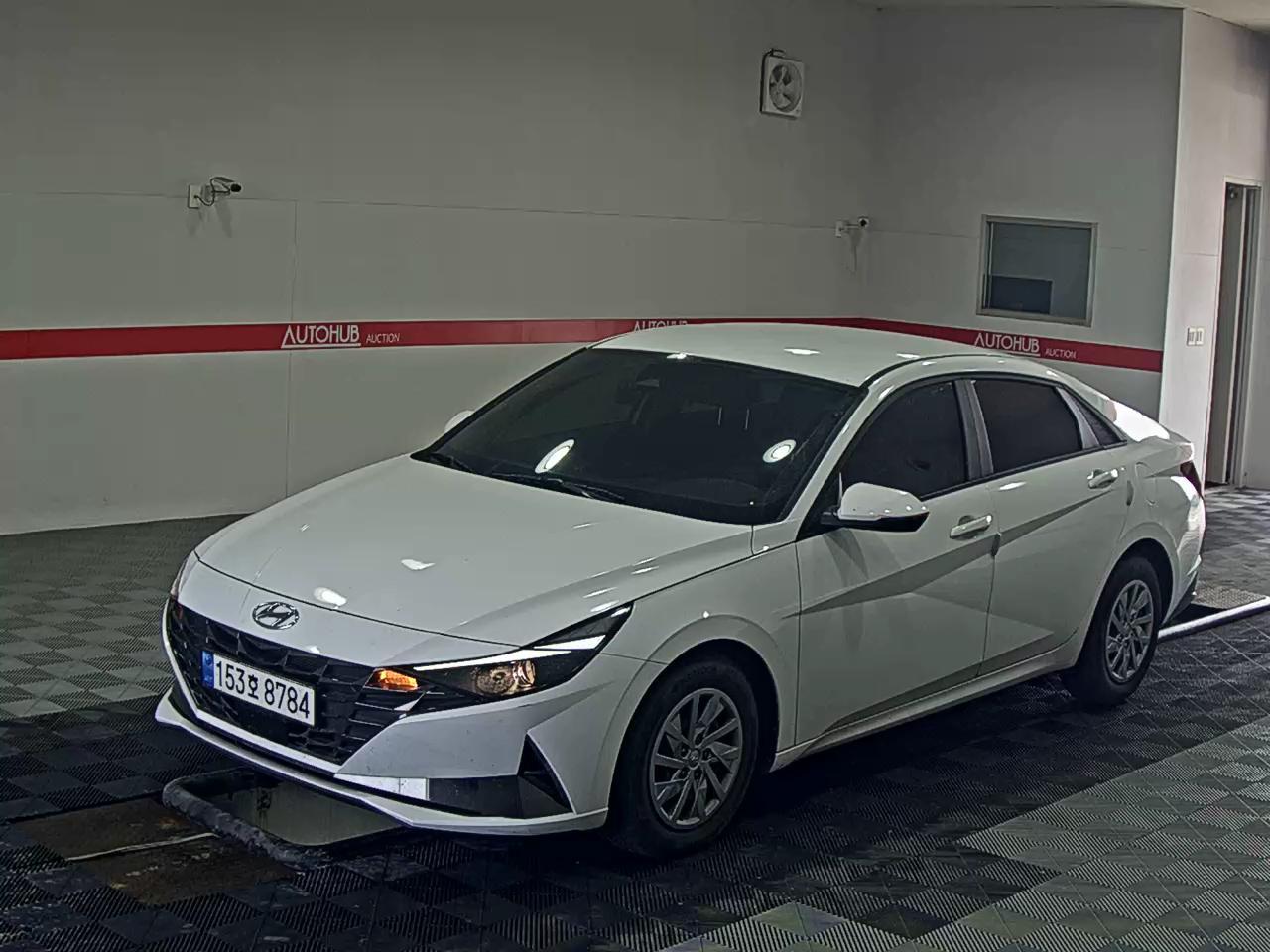 هيونداي إلانترا