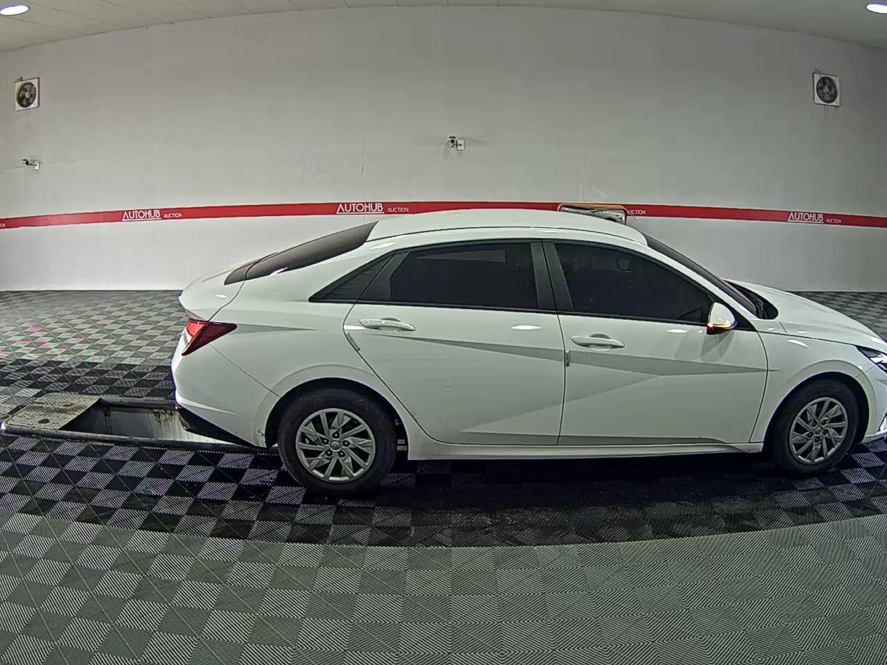 هيونداي إلانترا 2021 - صورة 3