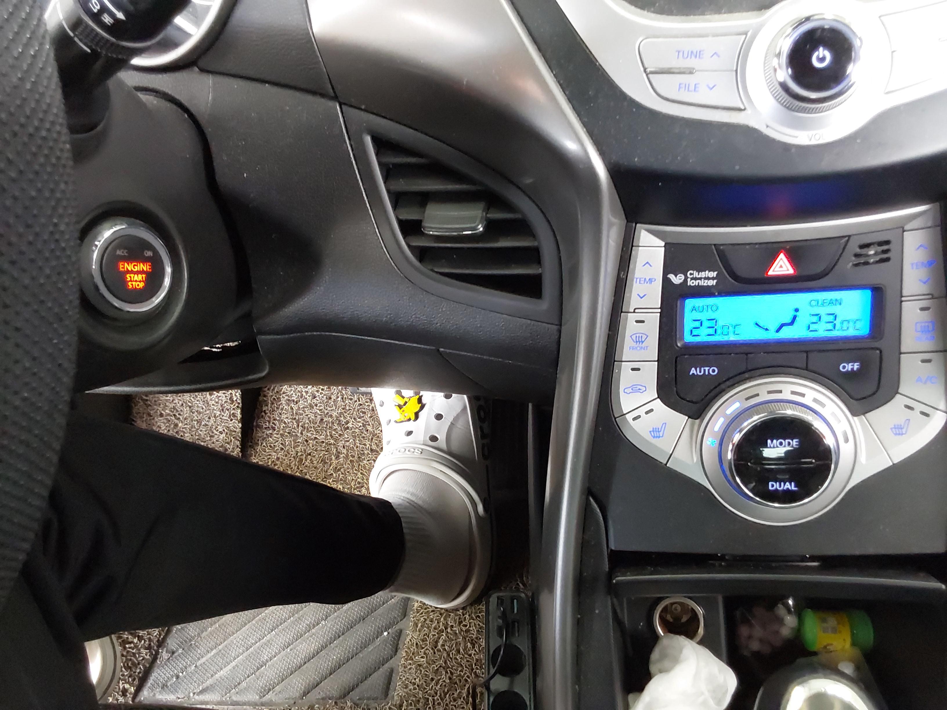 Hyundai Elantra 2012 - Image 15