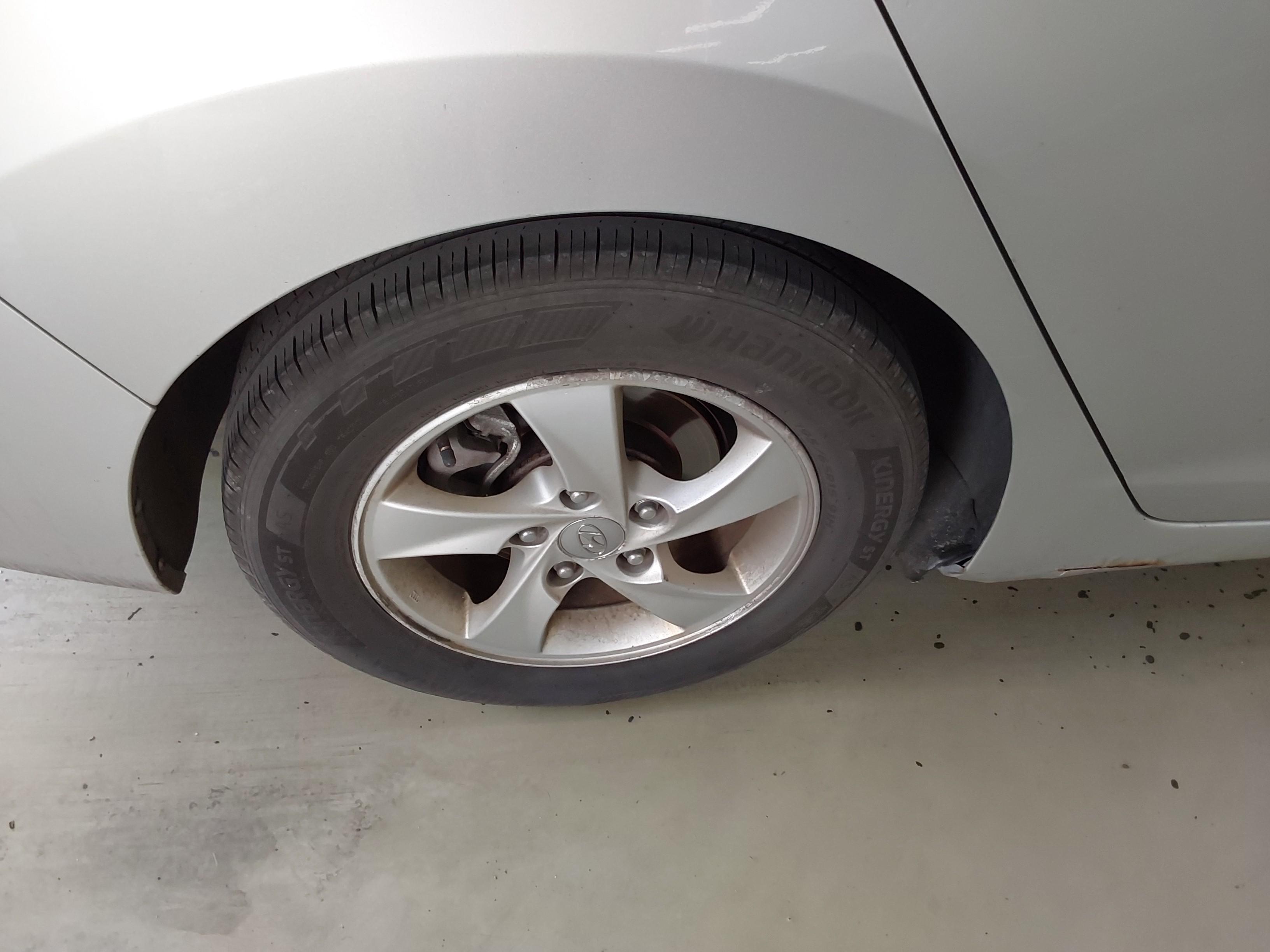 Hyundai Elantra 2012 - Image 20