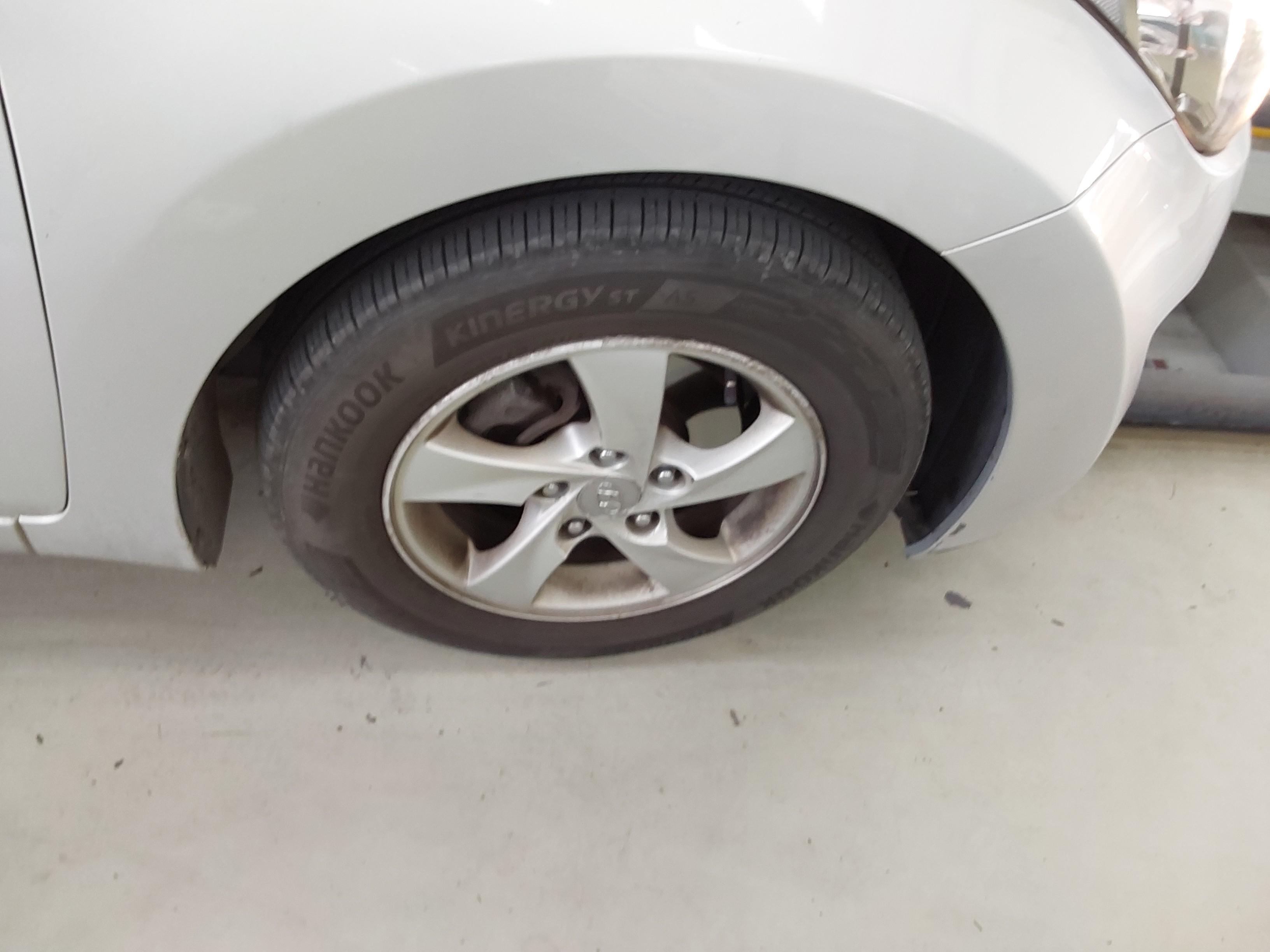 Hyundai Elantra 2012 - Image 21