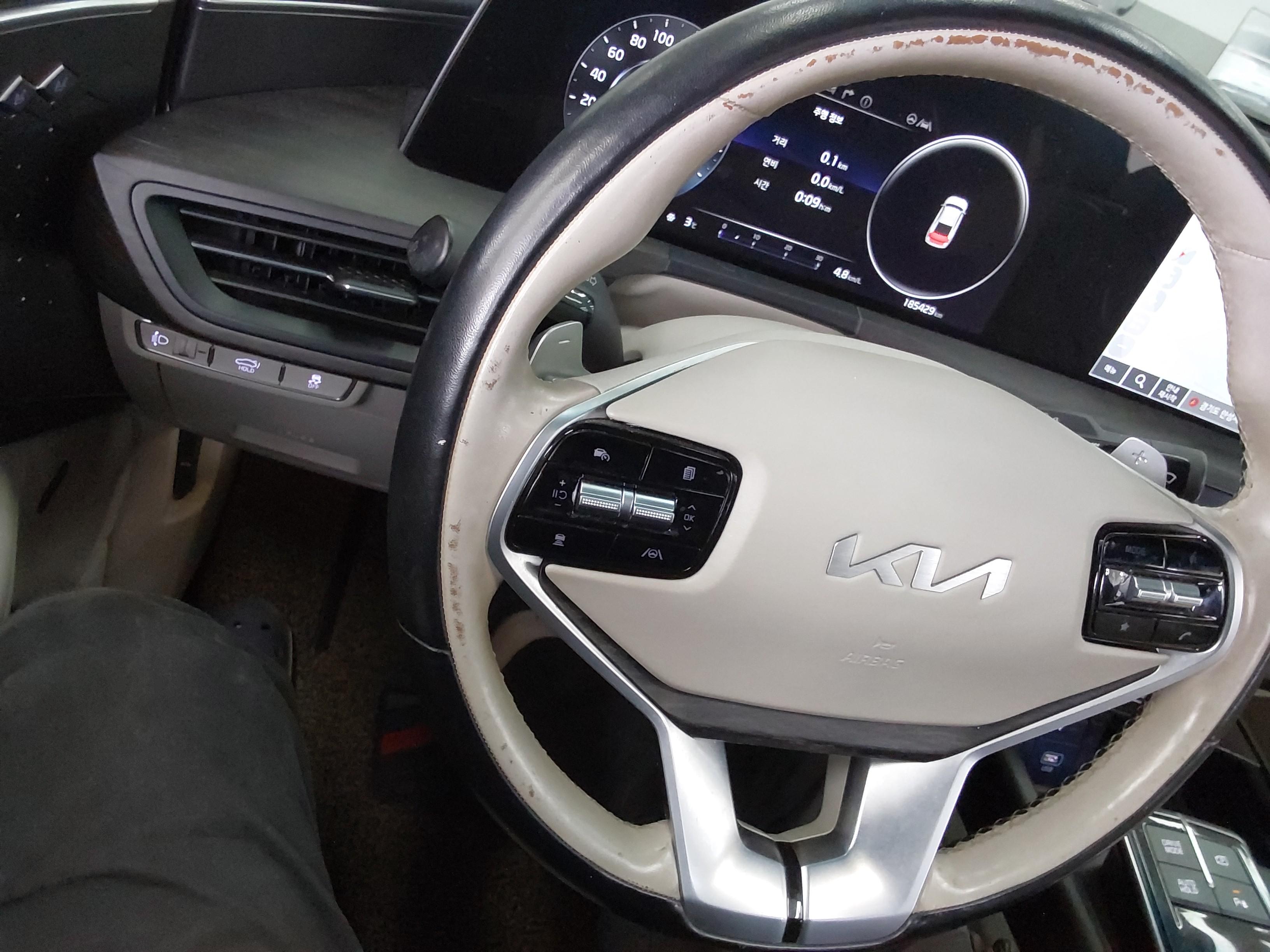 كيا K8 2022 - صورة 18