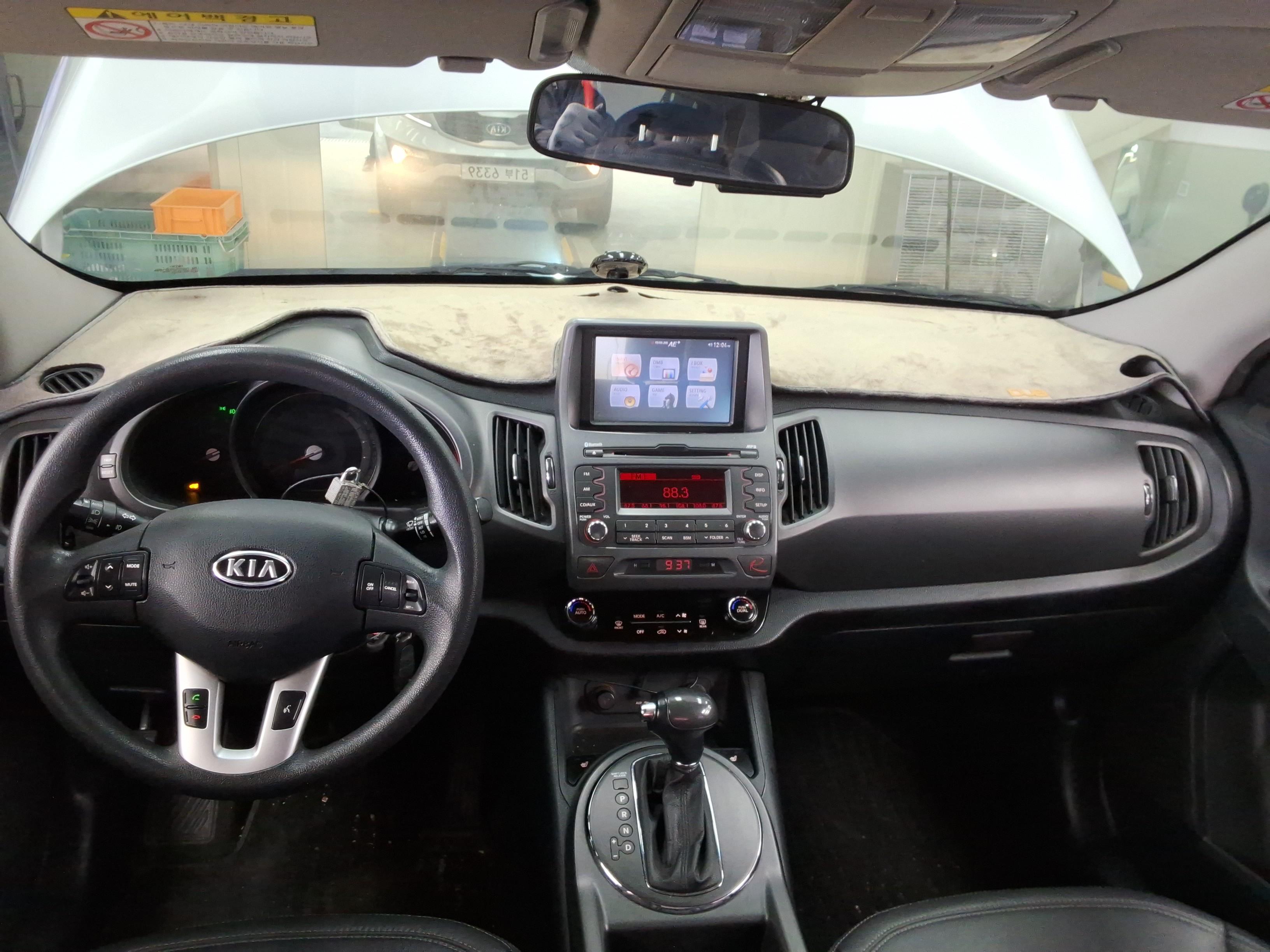 Kia Sportage 2012 - Image 10