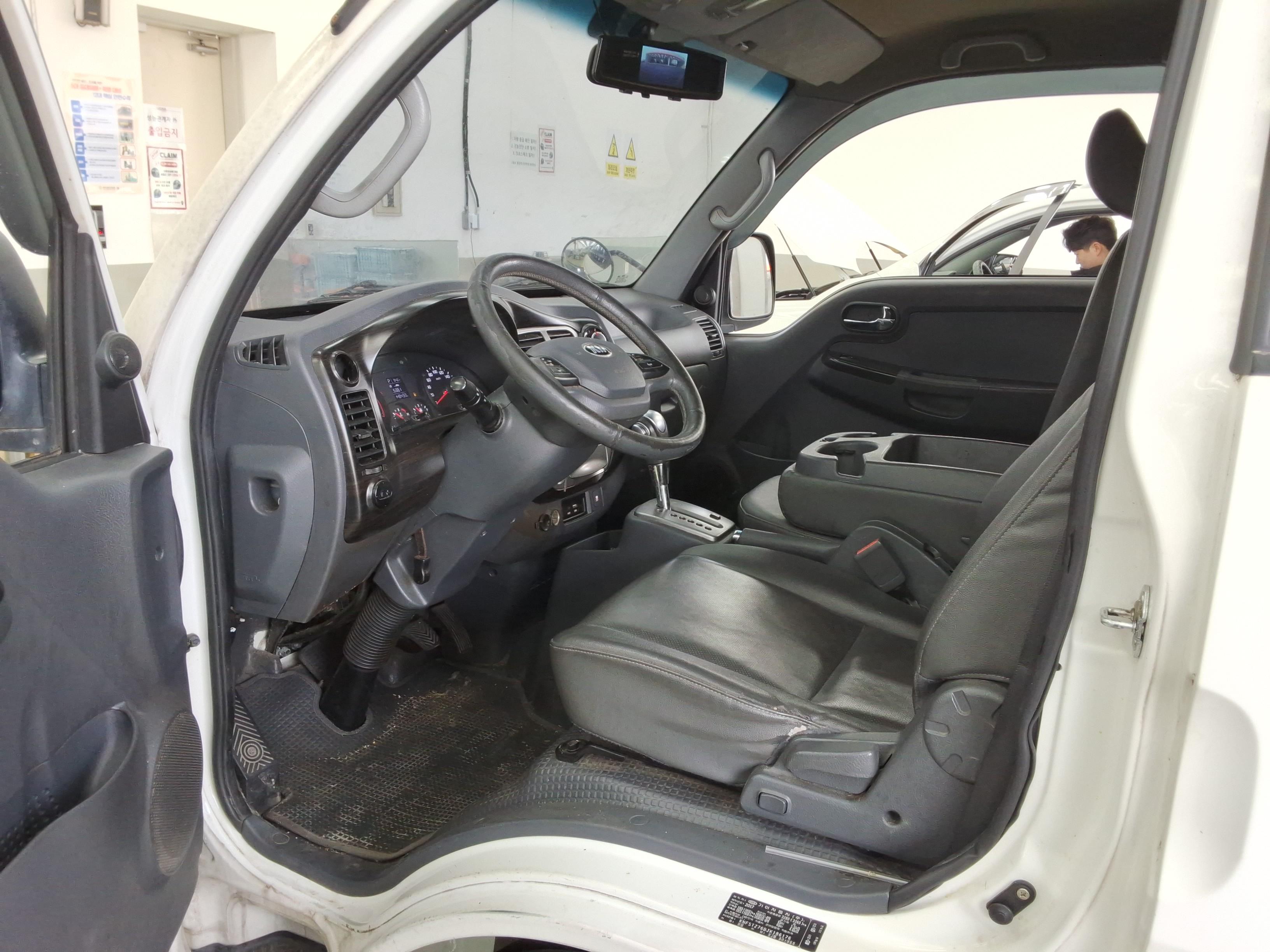 Kia Bongo 3 2018 - Image 10