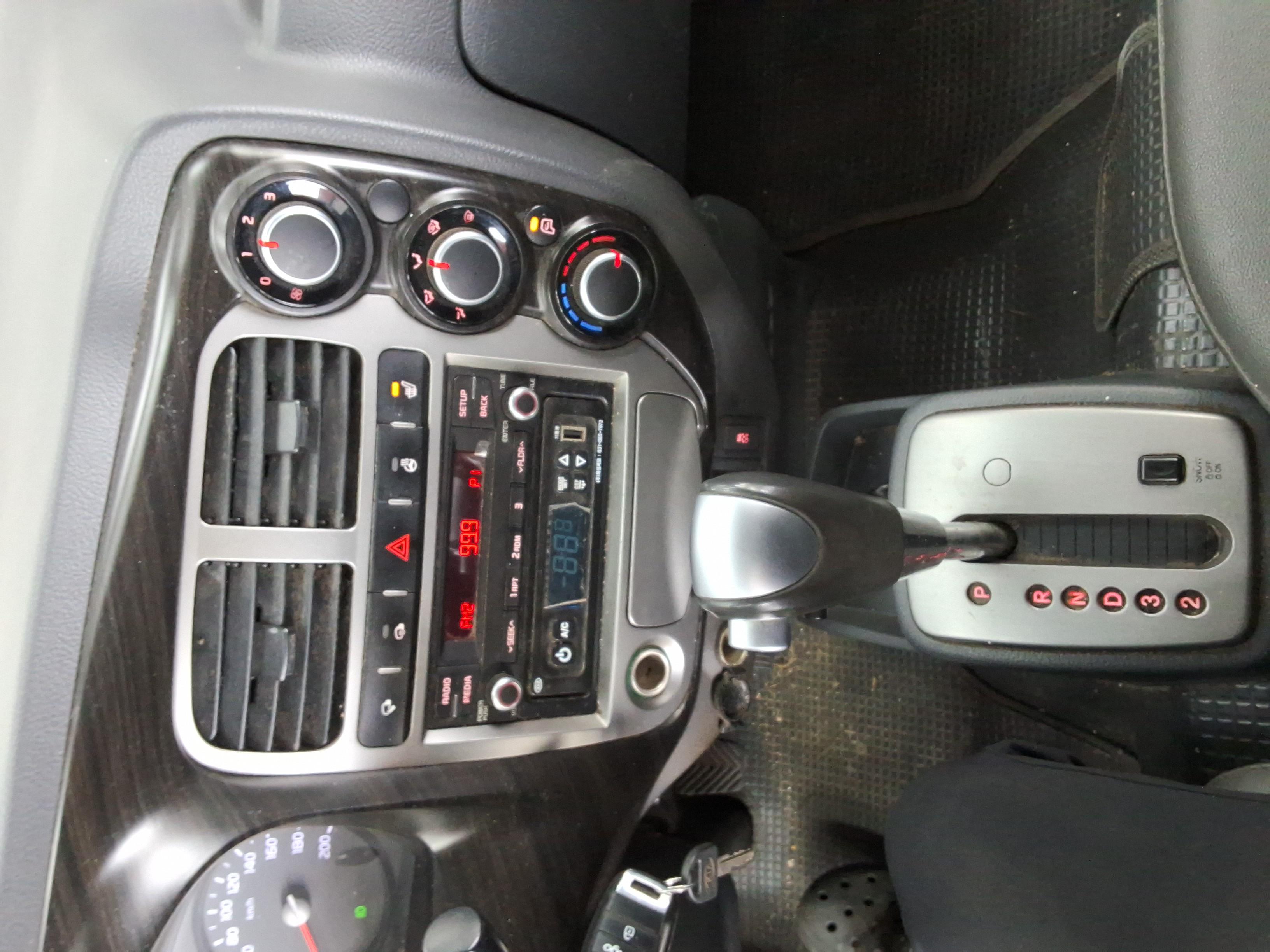 Kia Bongo 3 2018 - Image 15