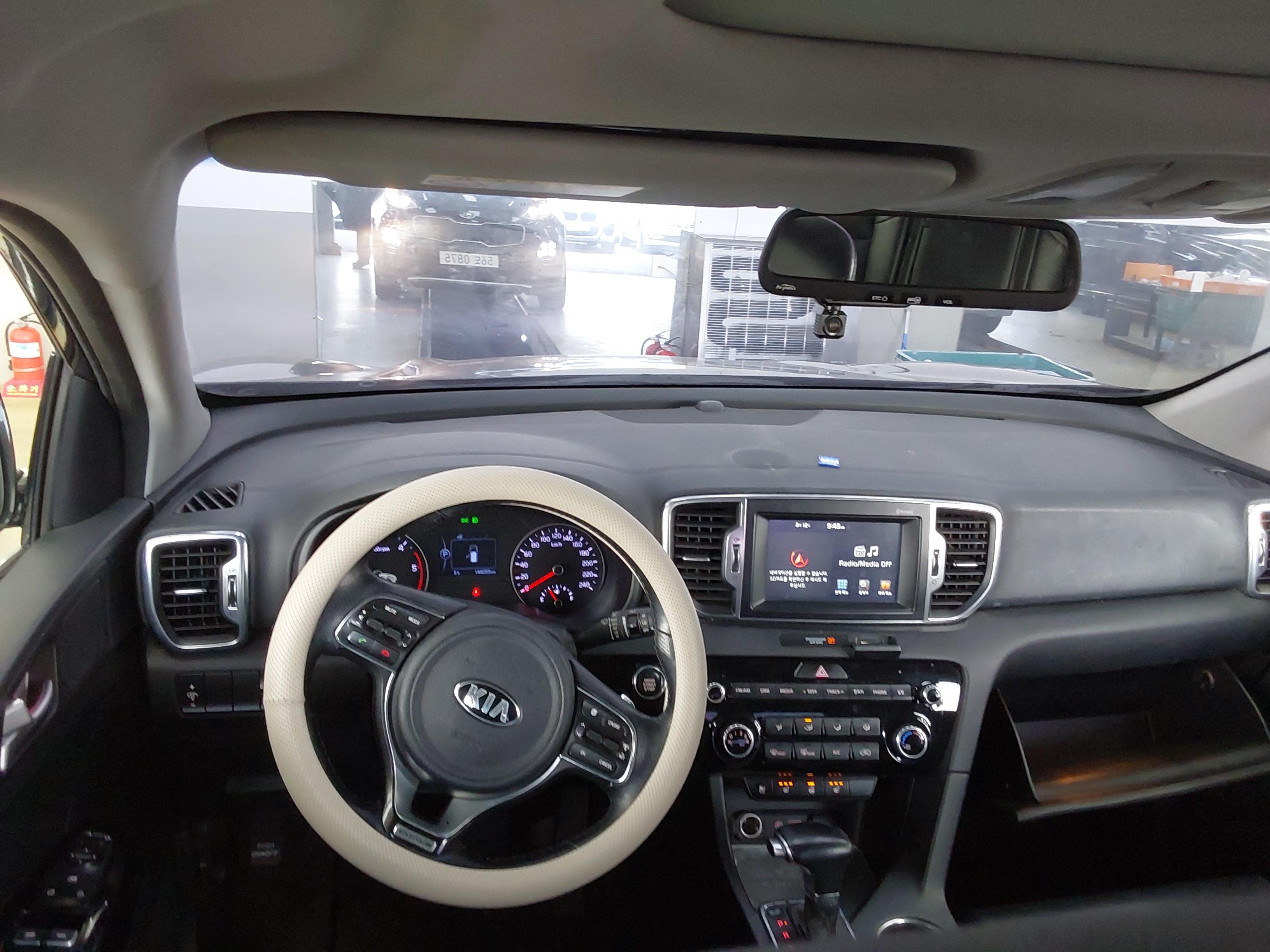 Kia Sportage 2016 - Image 12