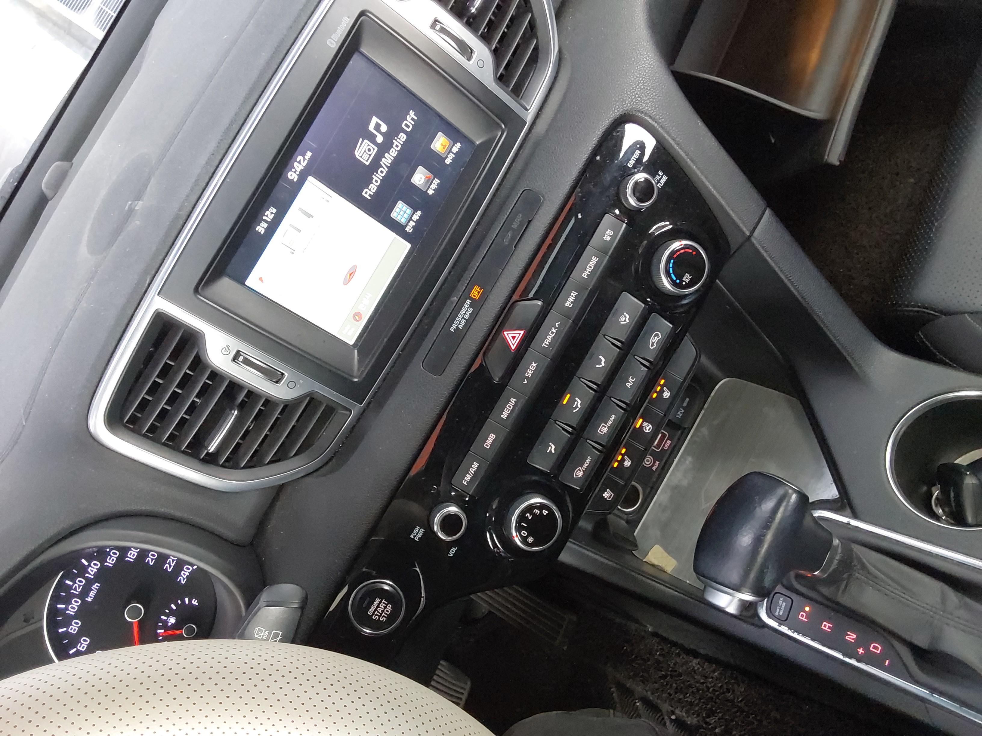 Kia Sportage 2016 - Image 18