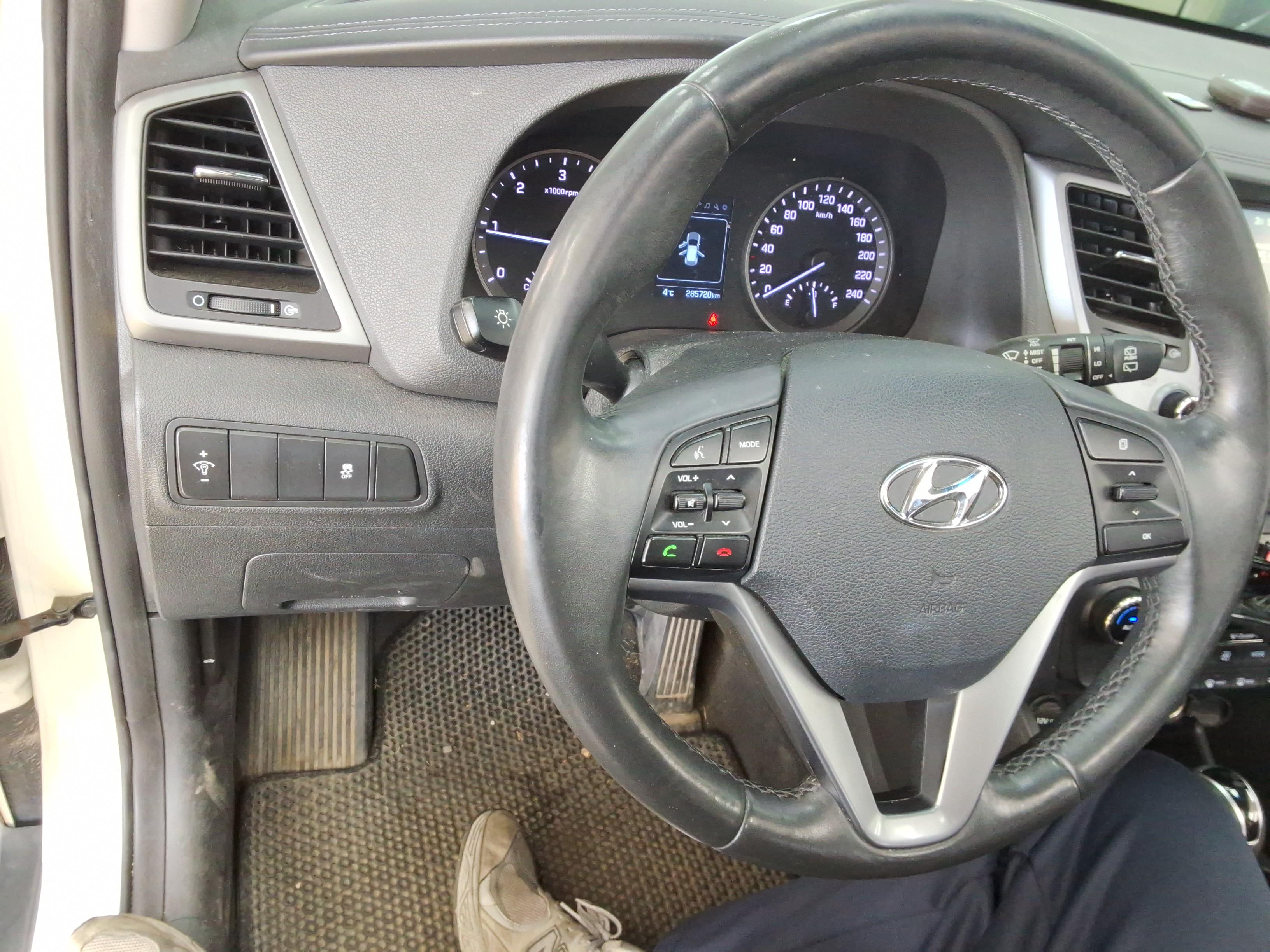 هيونداي توسان 2016 - صورة 16