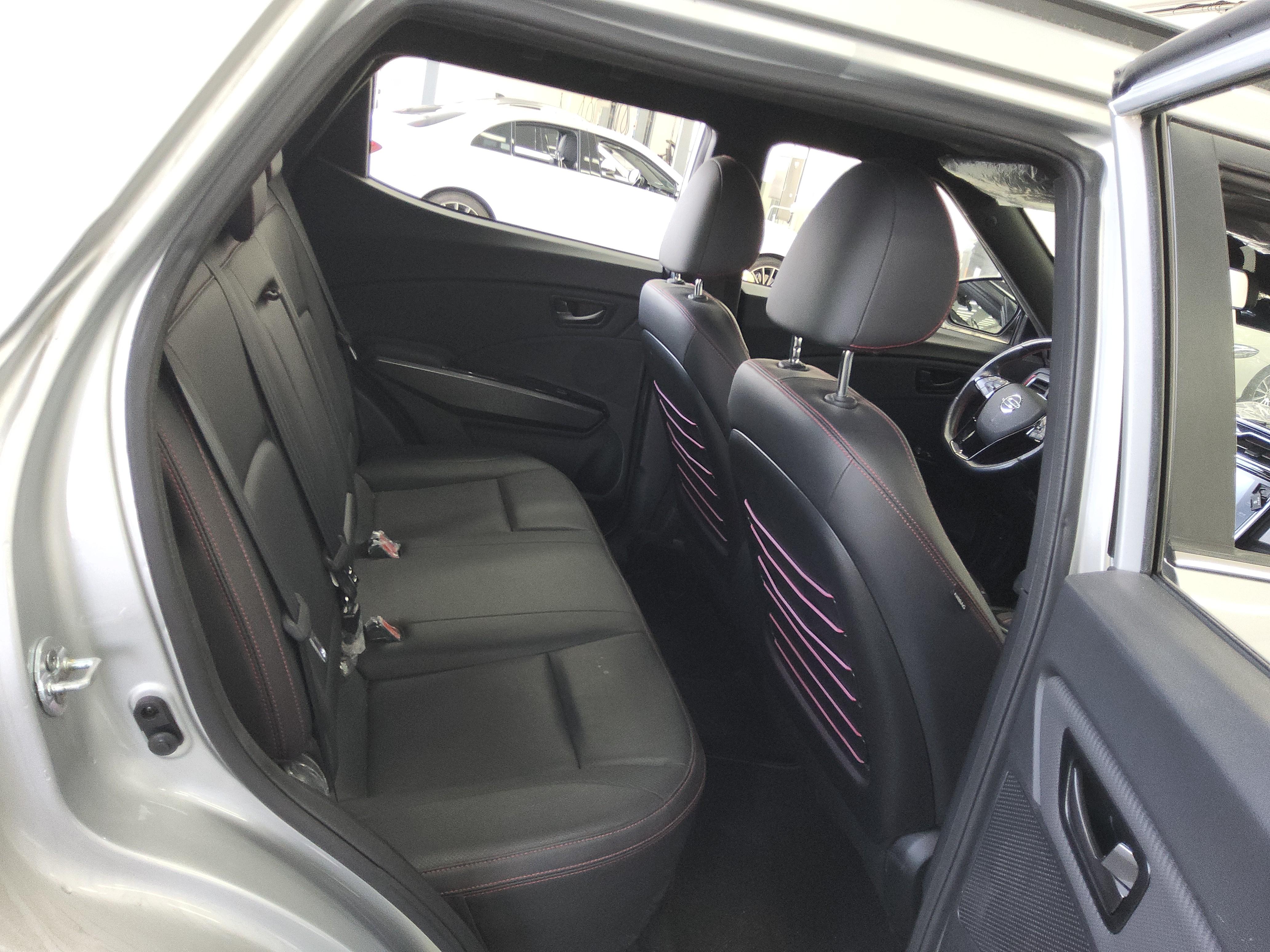 سانج يونج تيفولي 2021 - صورة 13