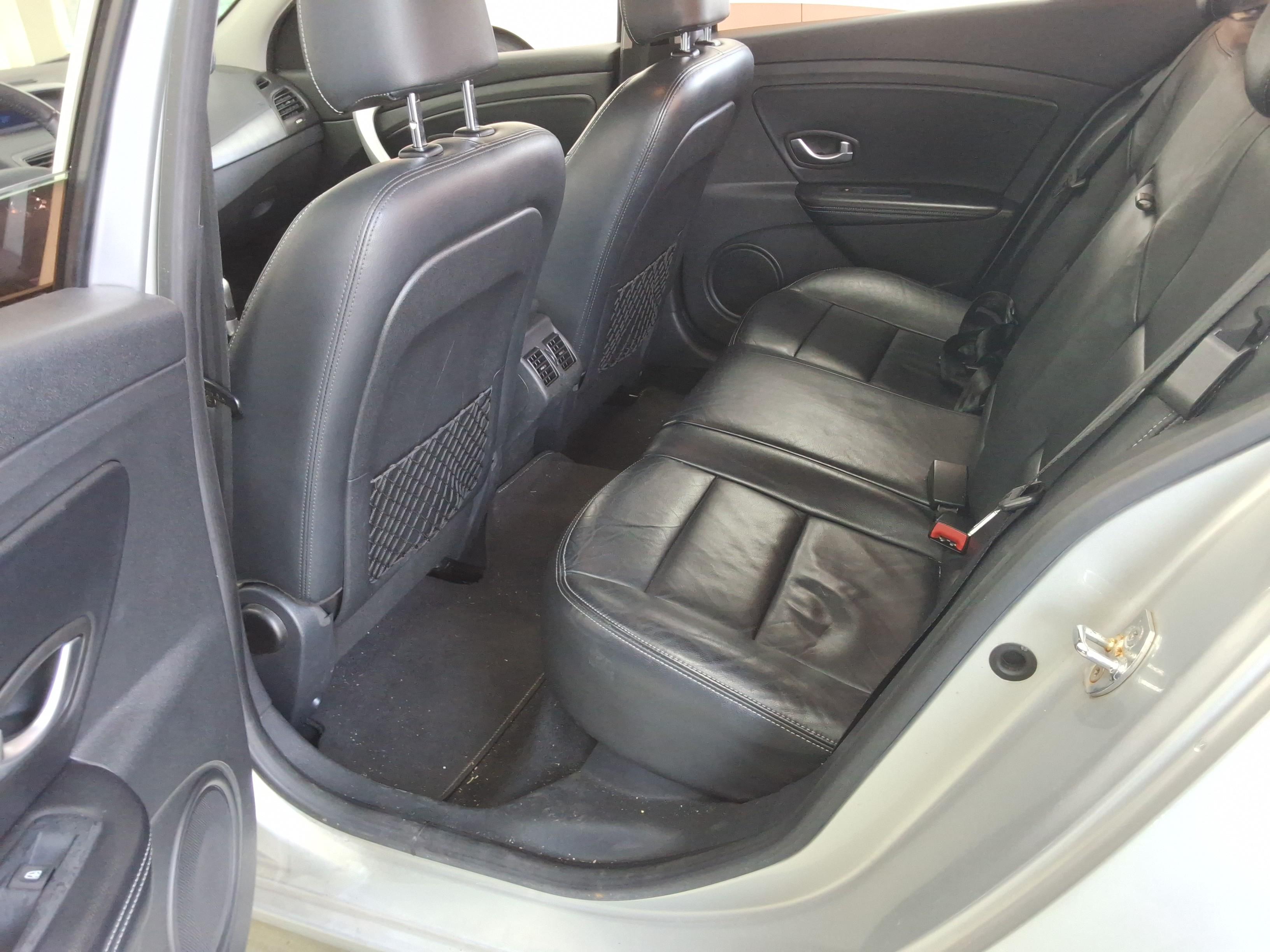 Renault Samsung SM3 2010 - Image 12