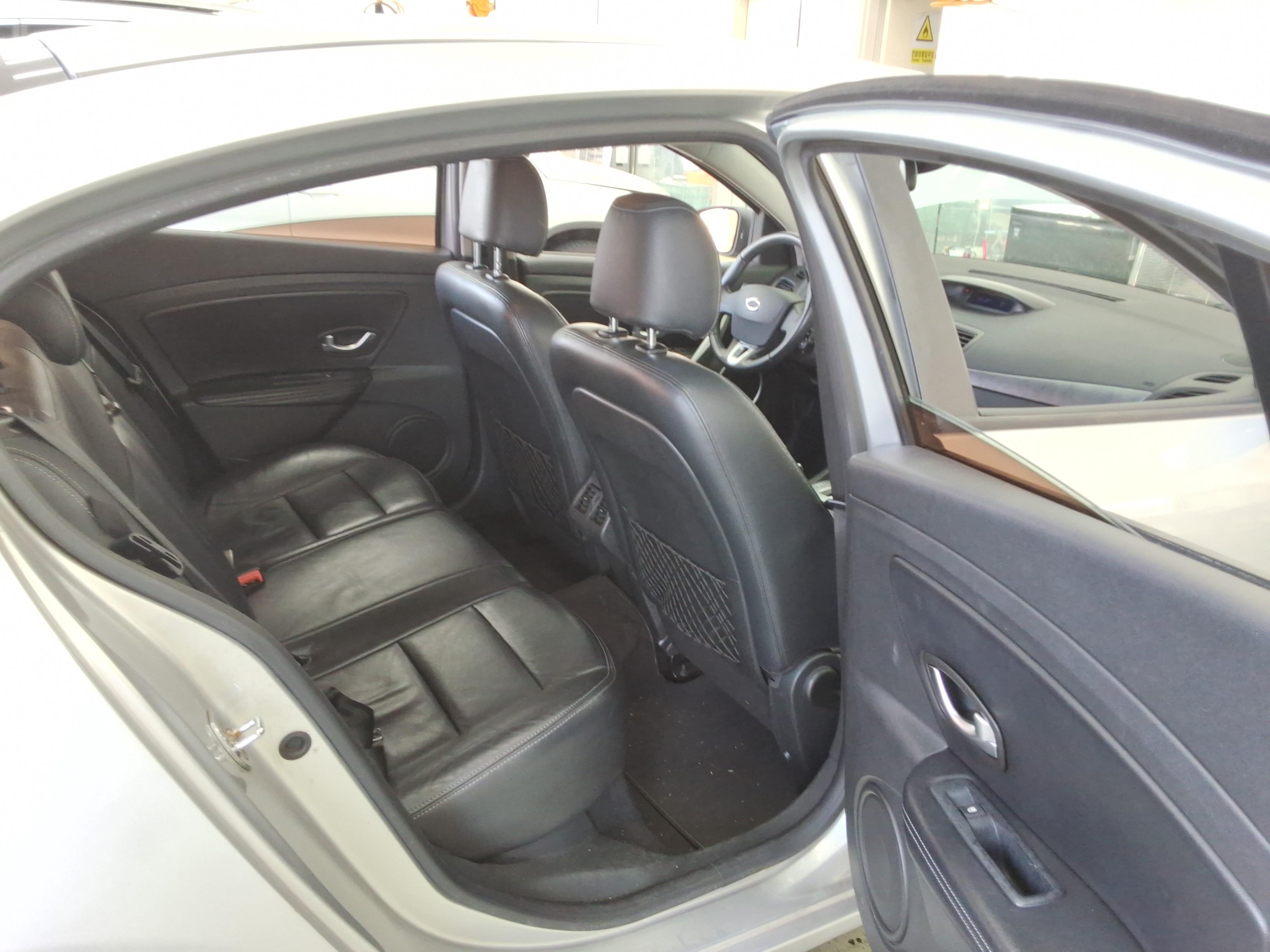 Renault Samsung SM3 2010 - Image 13