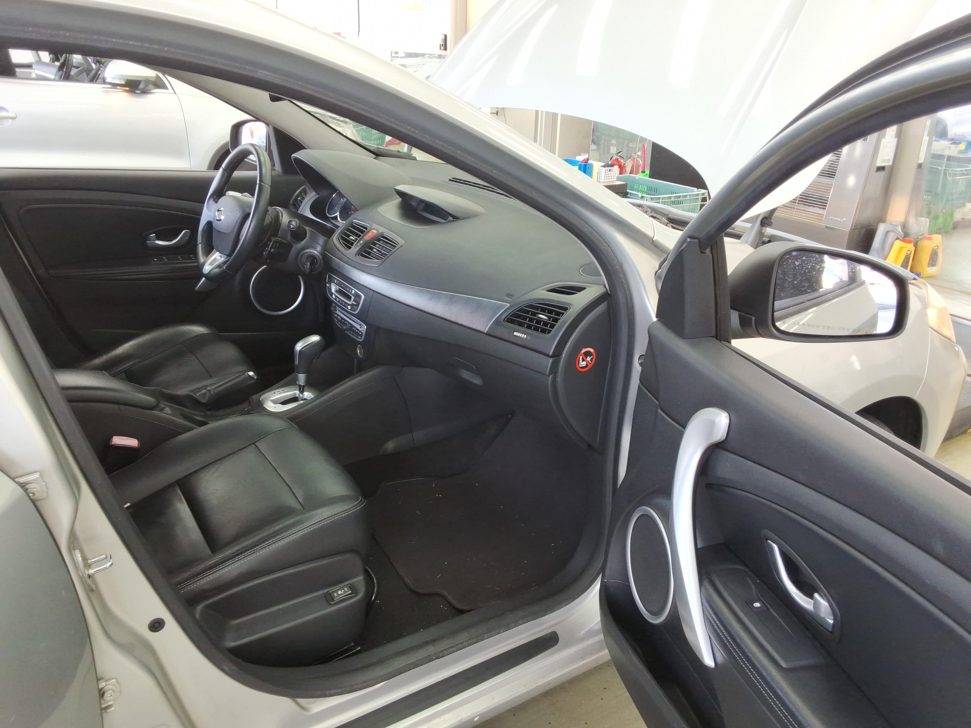 Renault Samsung SM3 2010 - Image 14