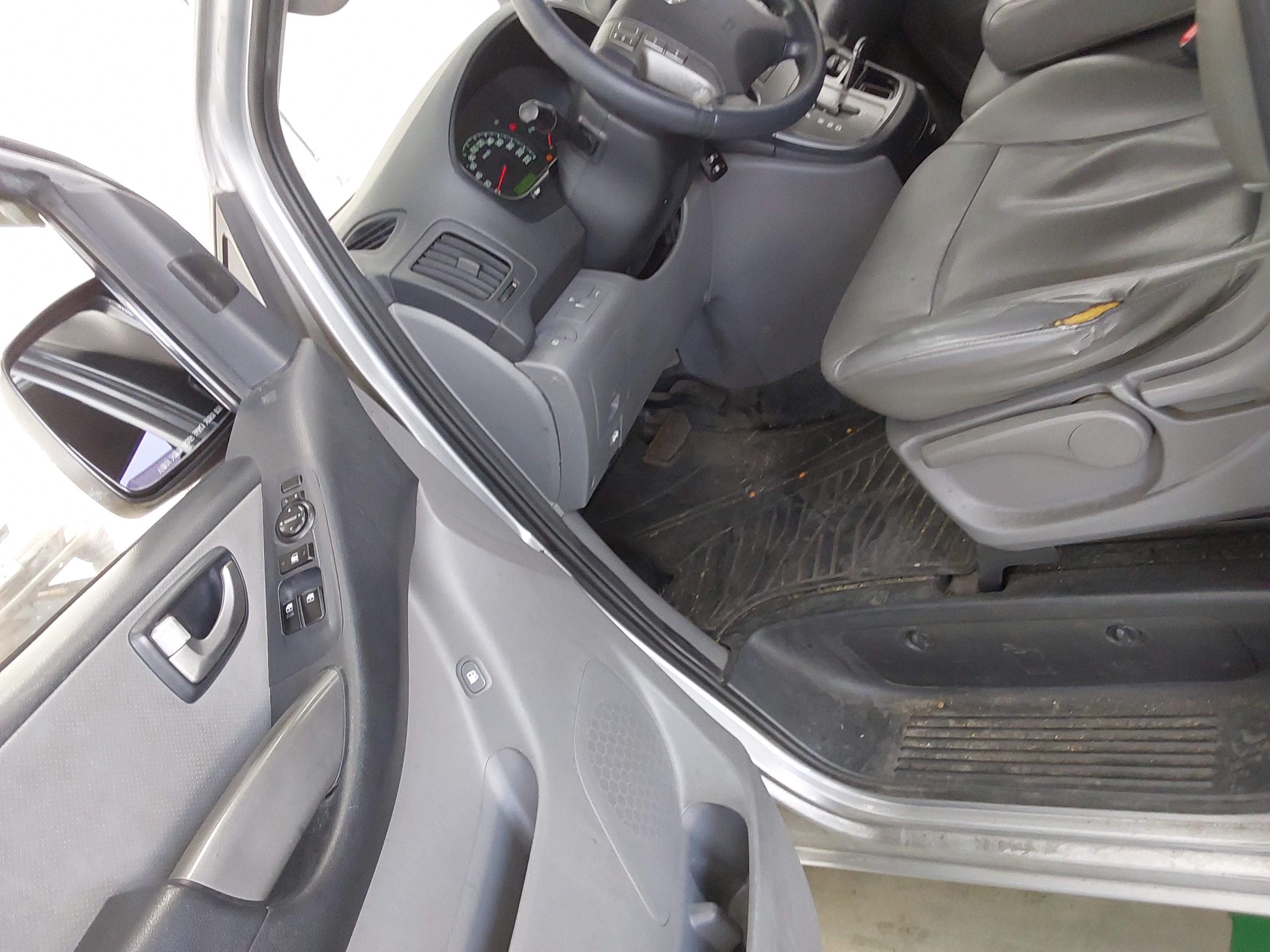 현대자동차 그랜드 스타렉스 2014 - 이미지 11