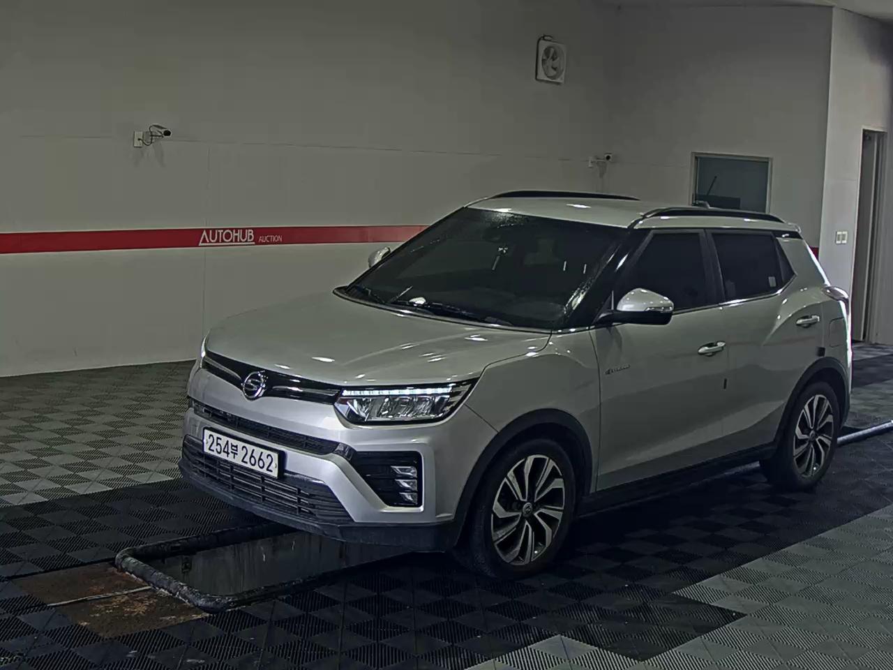 سانج يونج تيفولي