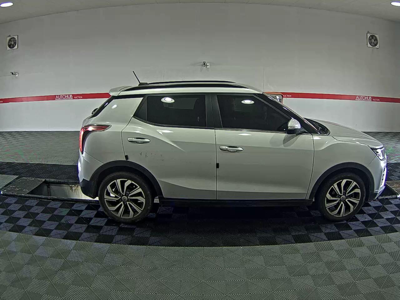 سانج يونج تيفولي 2021 - صورة 3