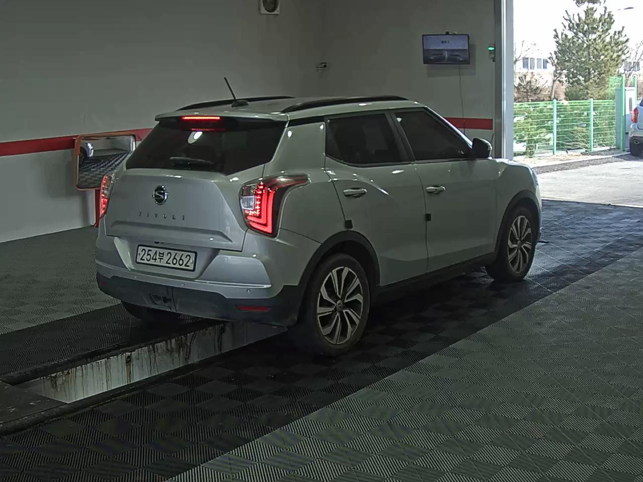 سانج يونج تيفولي 2021 - صورة 4