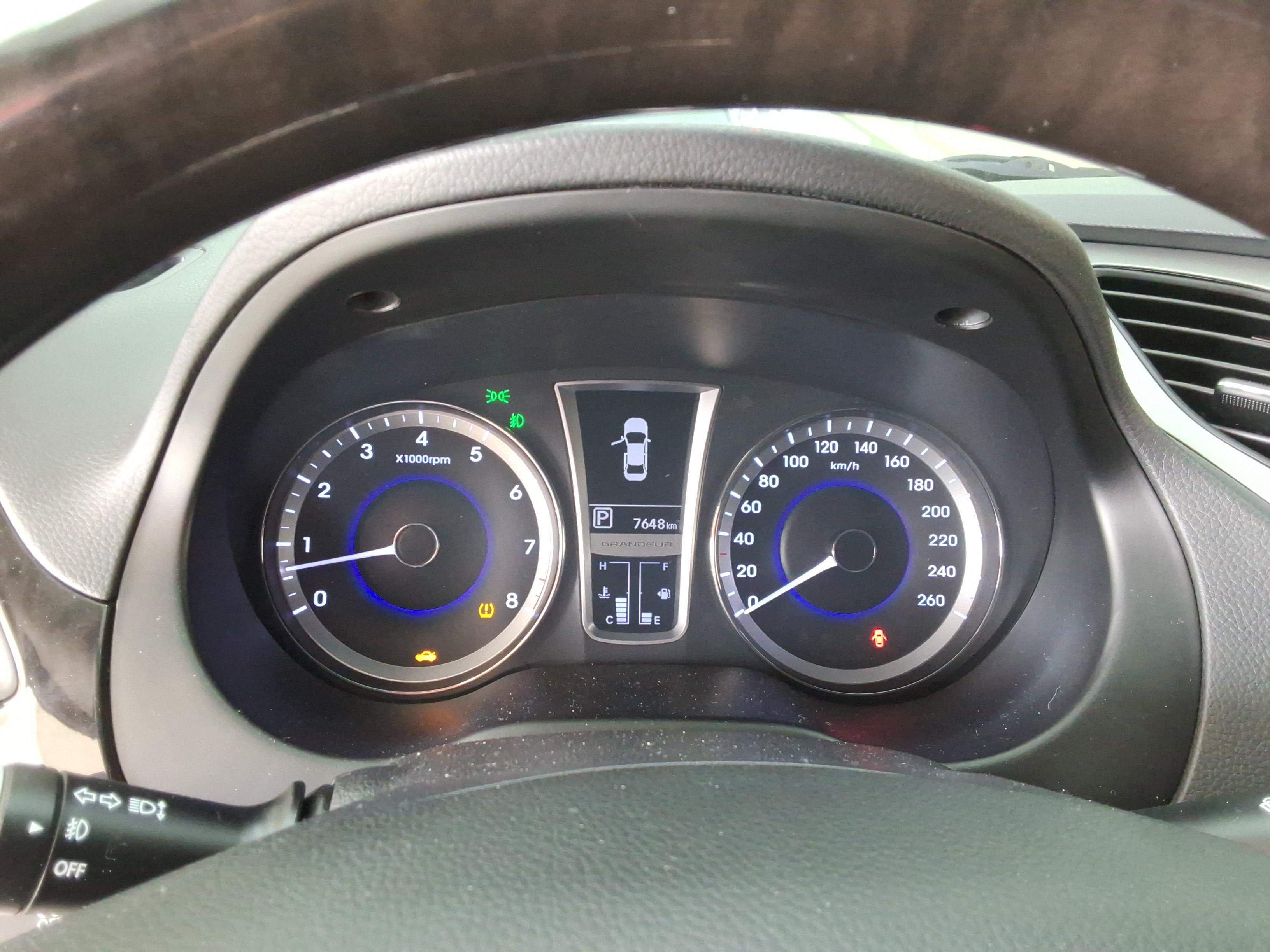 Hyundai Grandeur 2012 - Image 8