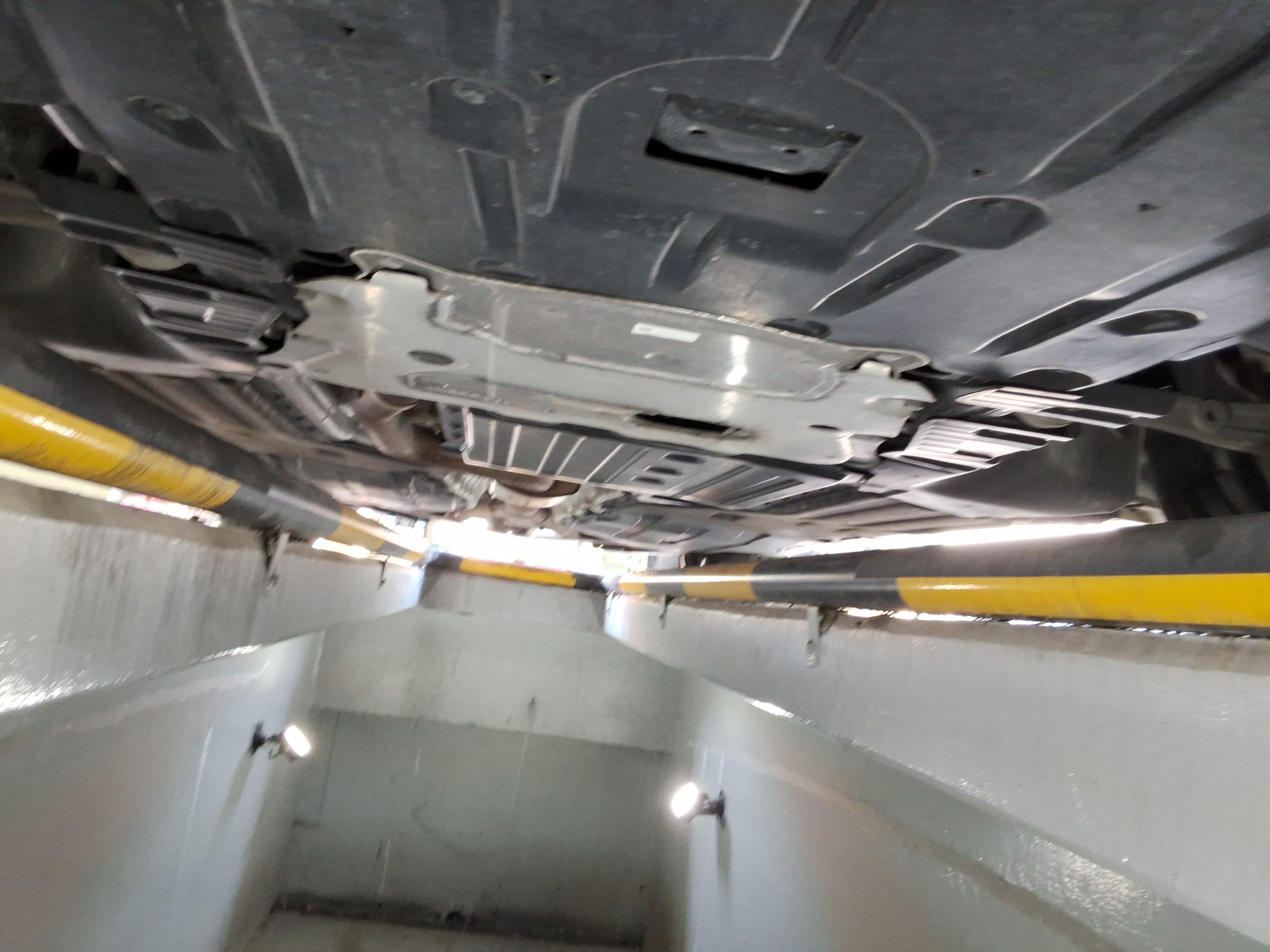 بي إم دبليو X5 2024 - صورة 8