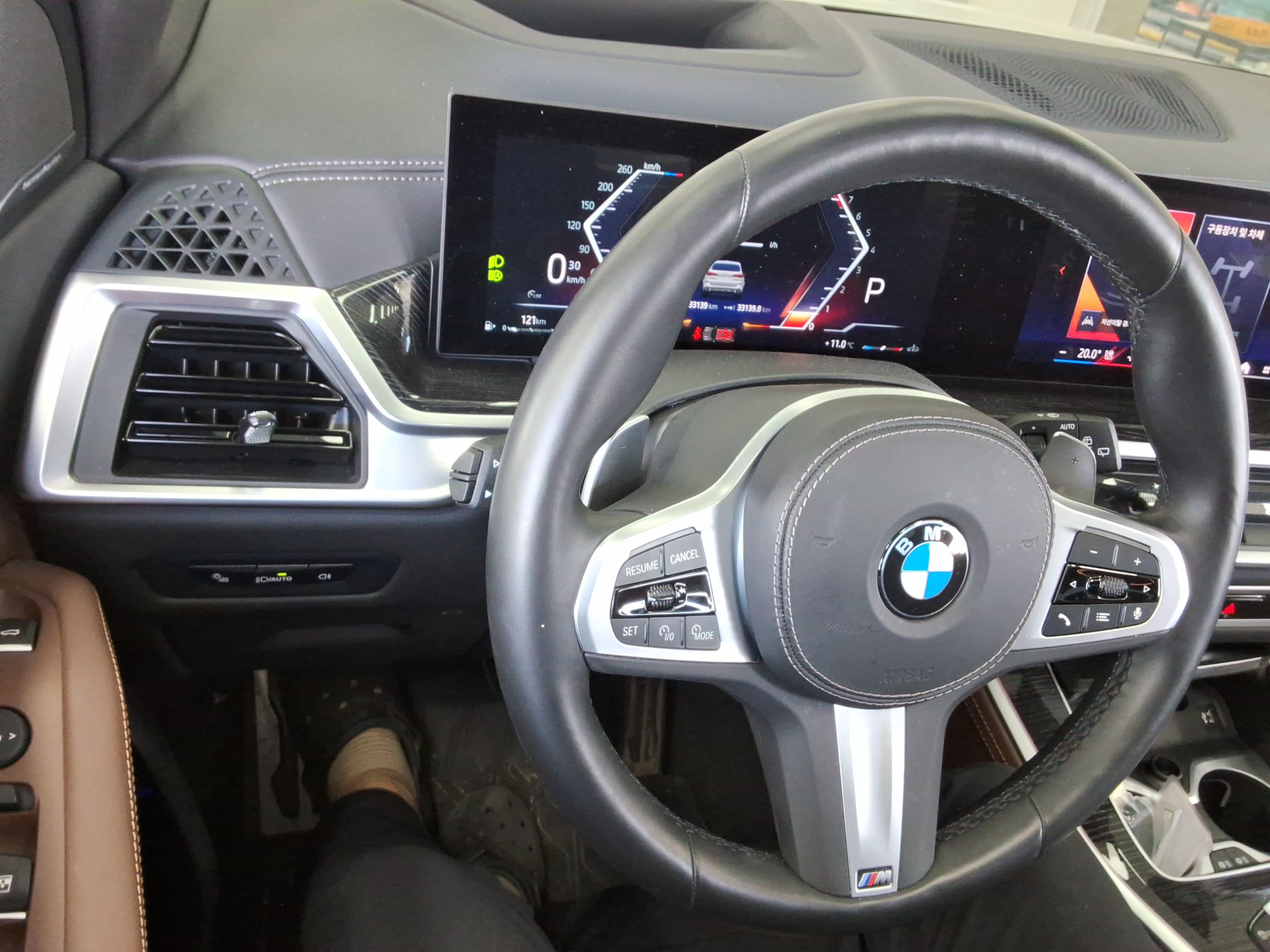 بي إم دبليو X5 2024 - صورة 17