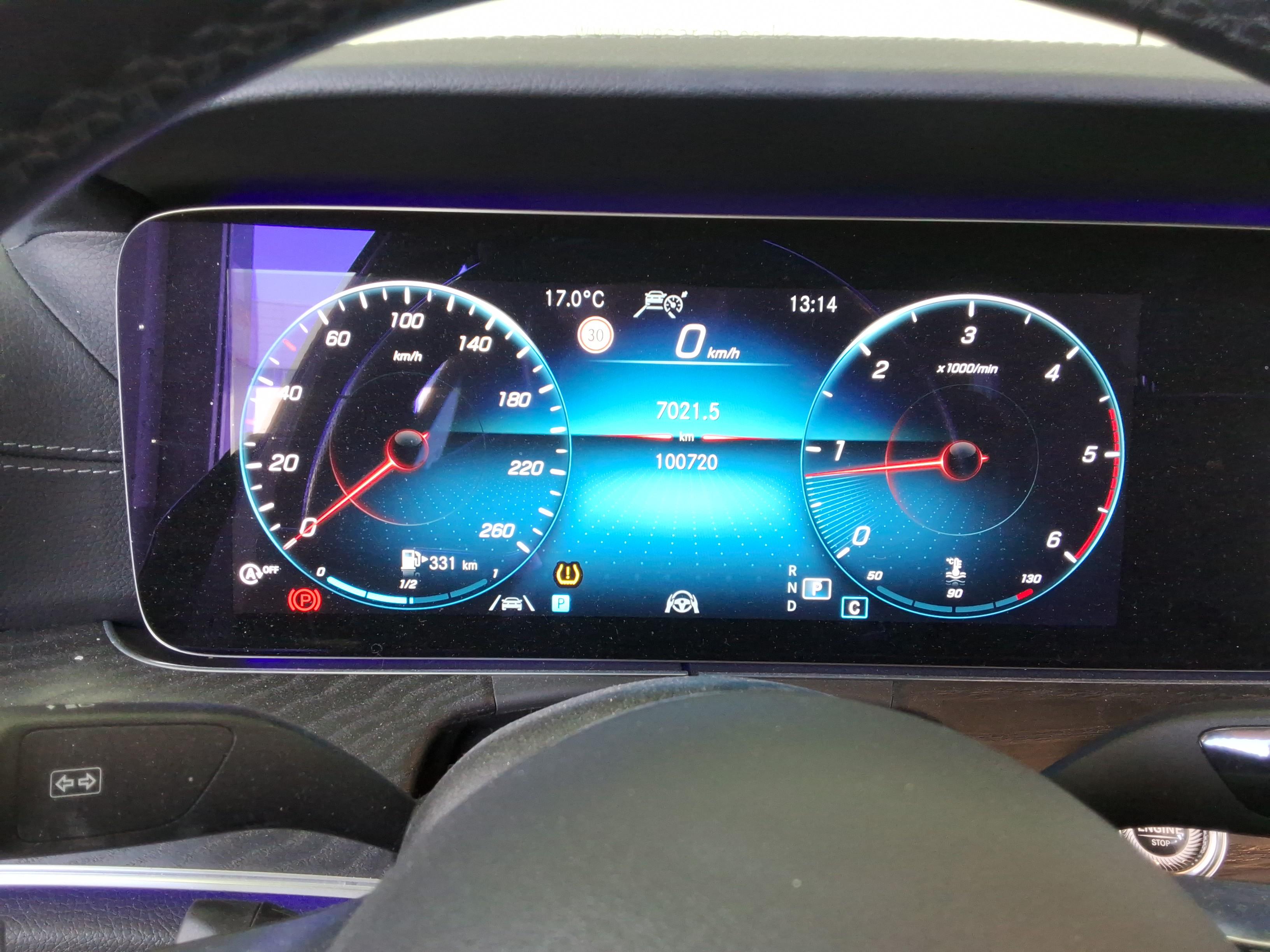 Mercedes-Benz E-Class 2021 - Image 9