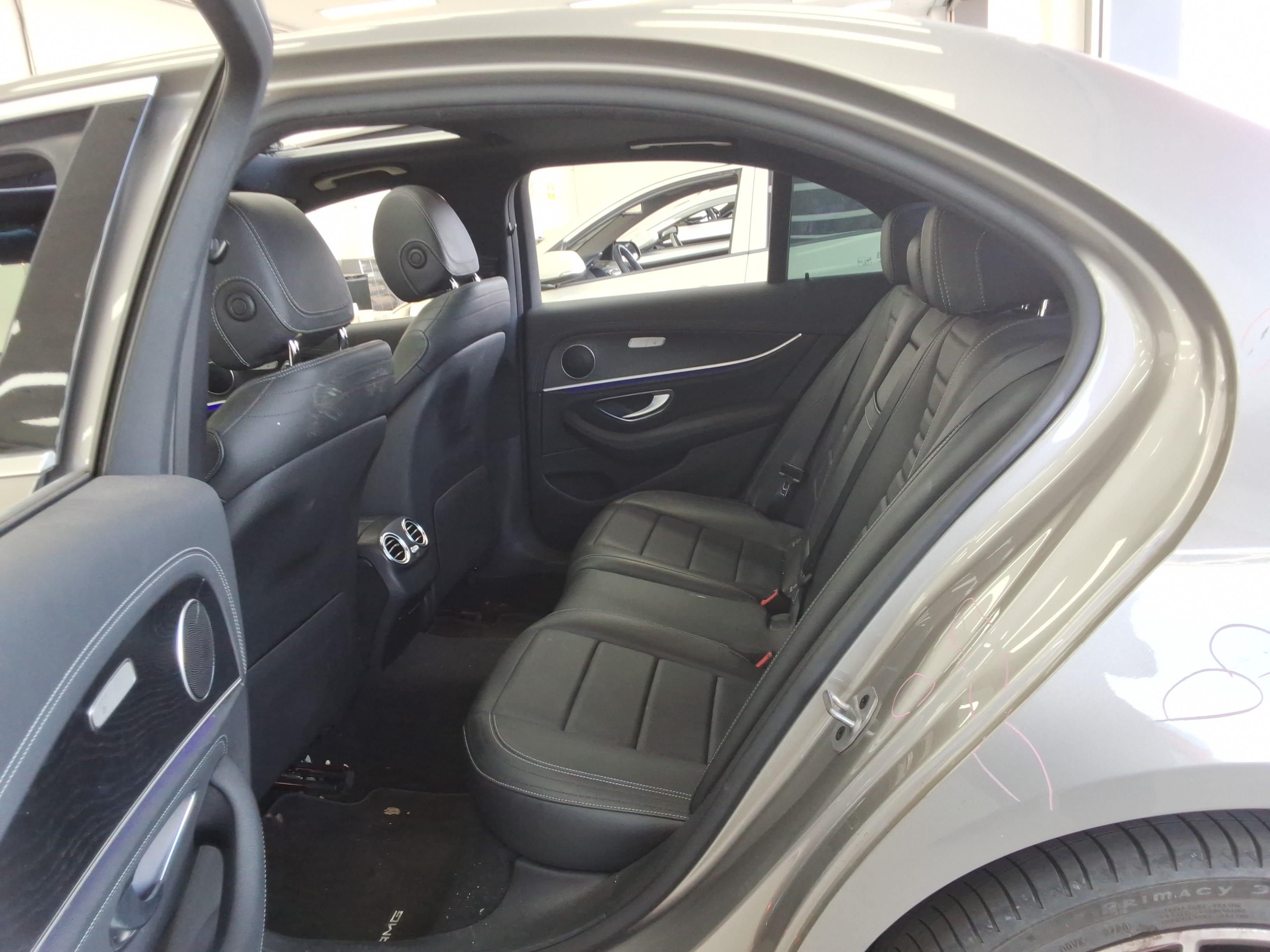 Mercedes-Benz E-Class 2021 - Image 12