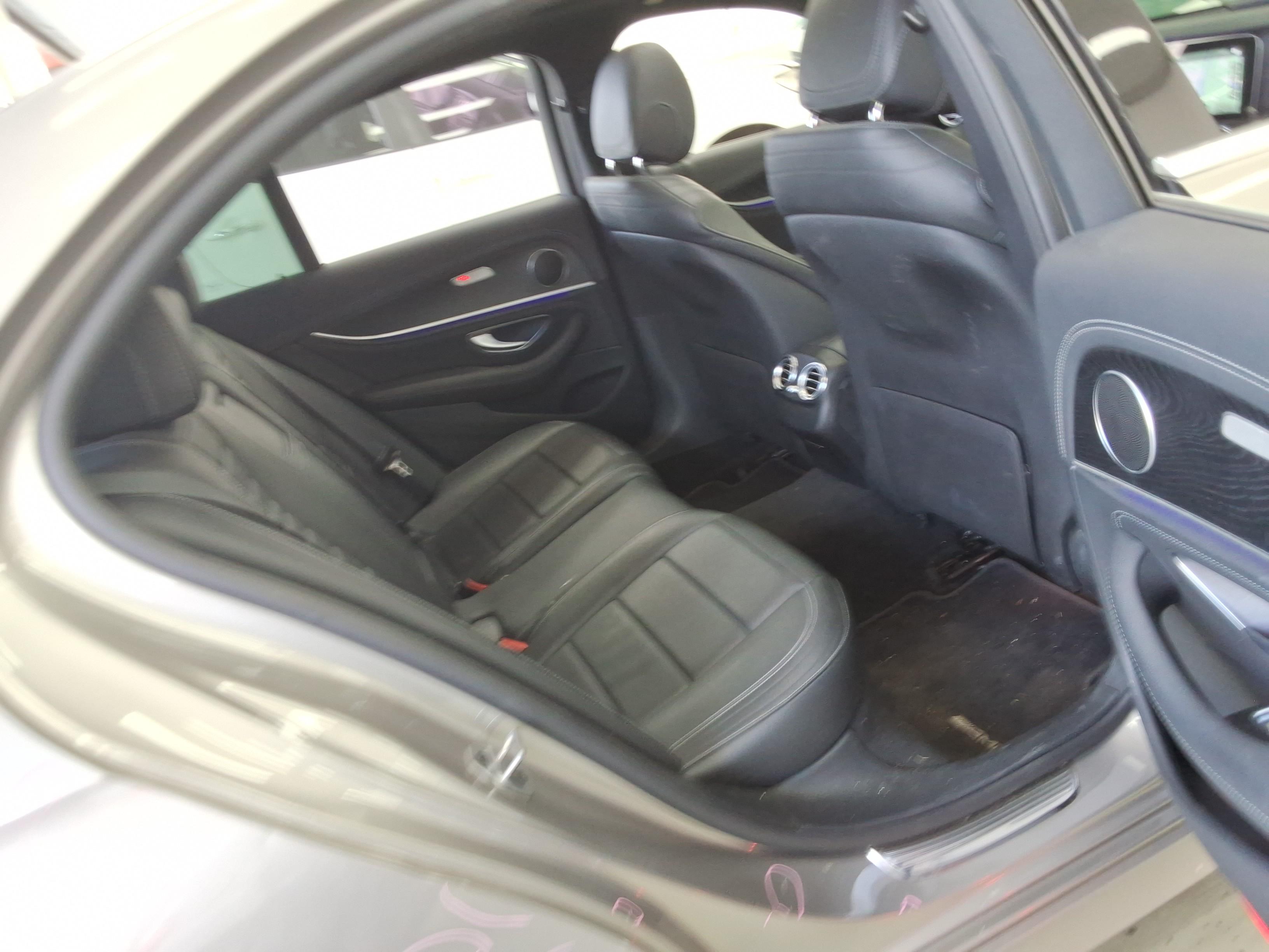 Mercedes-Benz E-Class 2021 - Image 13