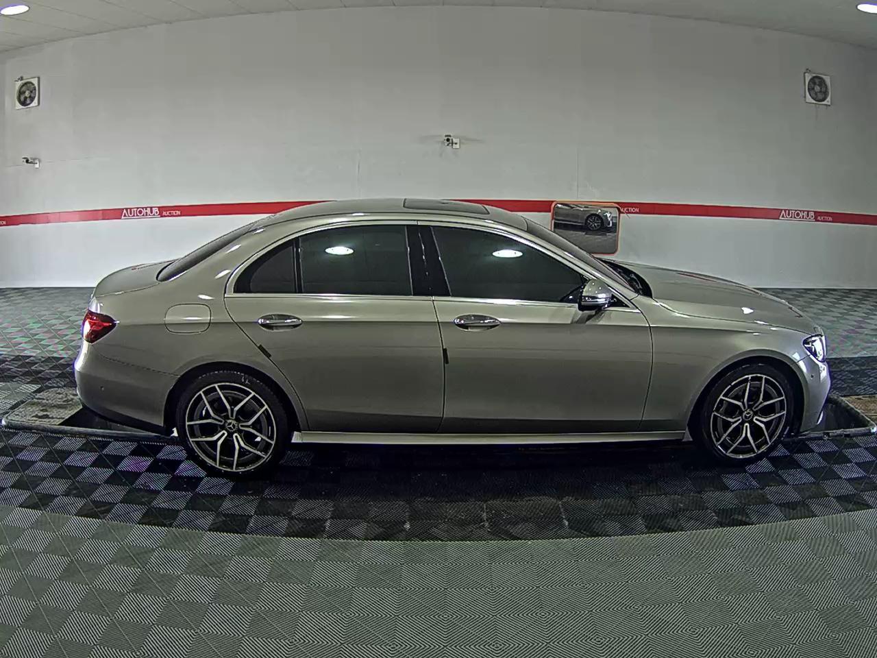 Mercedes-Benz E-Class 2021 - Image 3