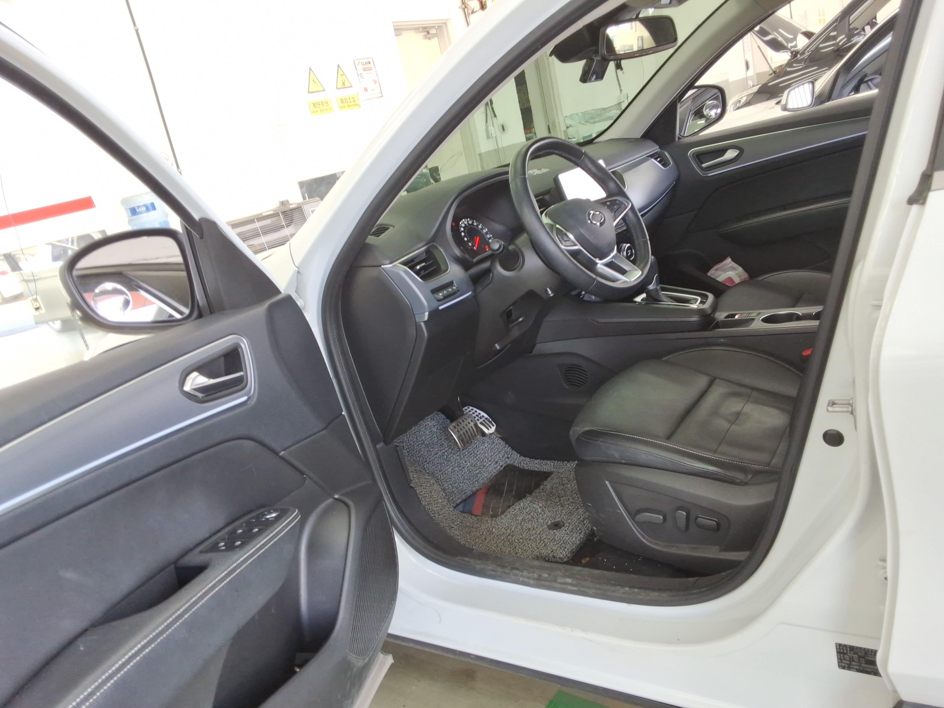 رينو سامسونج XM3 2023 - صورة 10