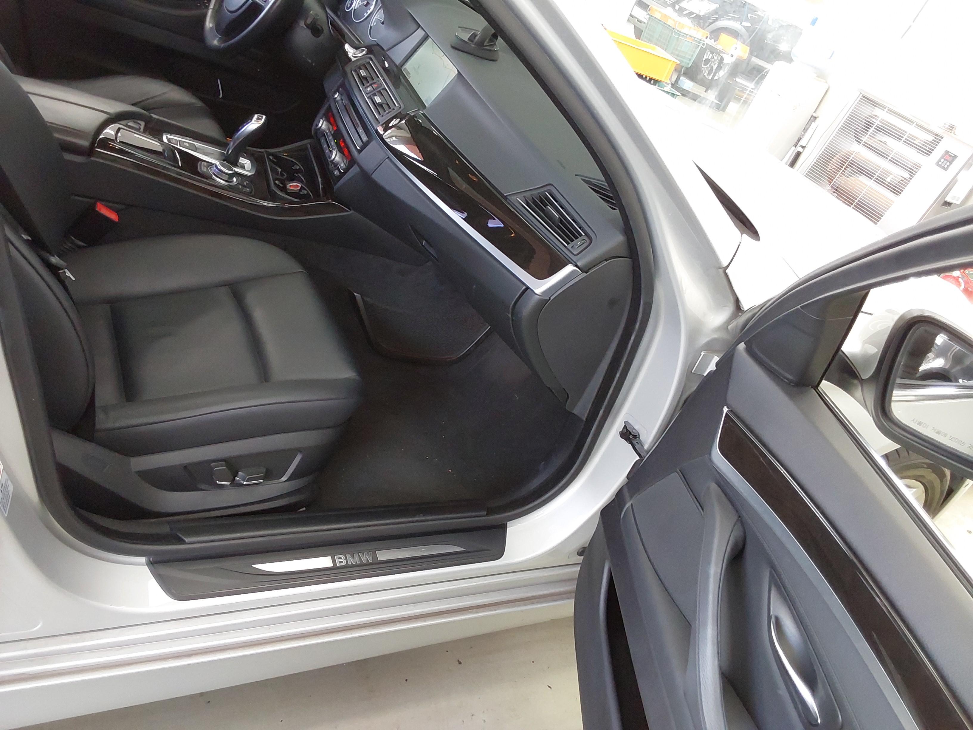 بي إم دبليو الفئة 5 2011 - صورة 14