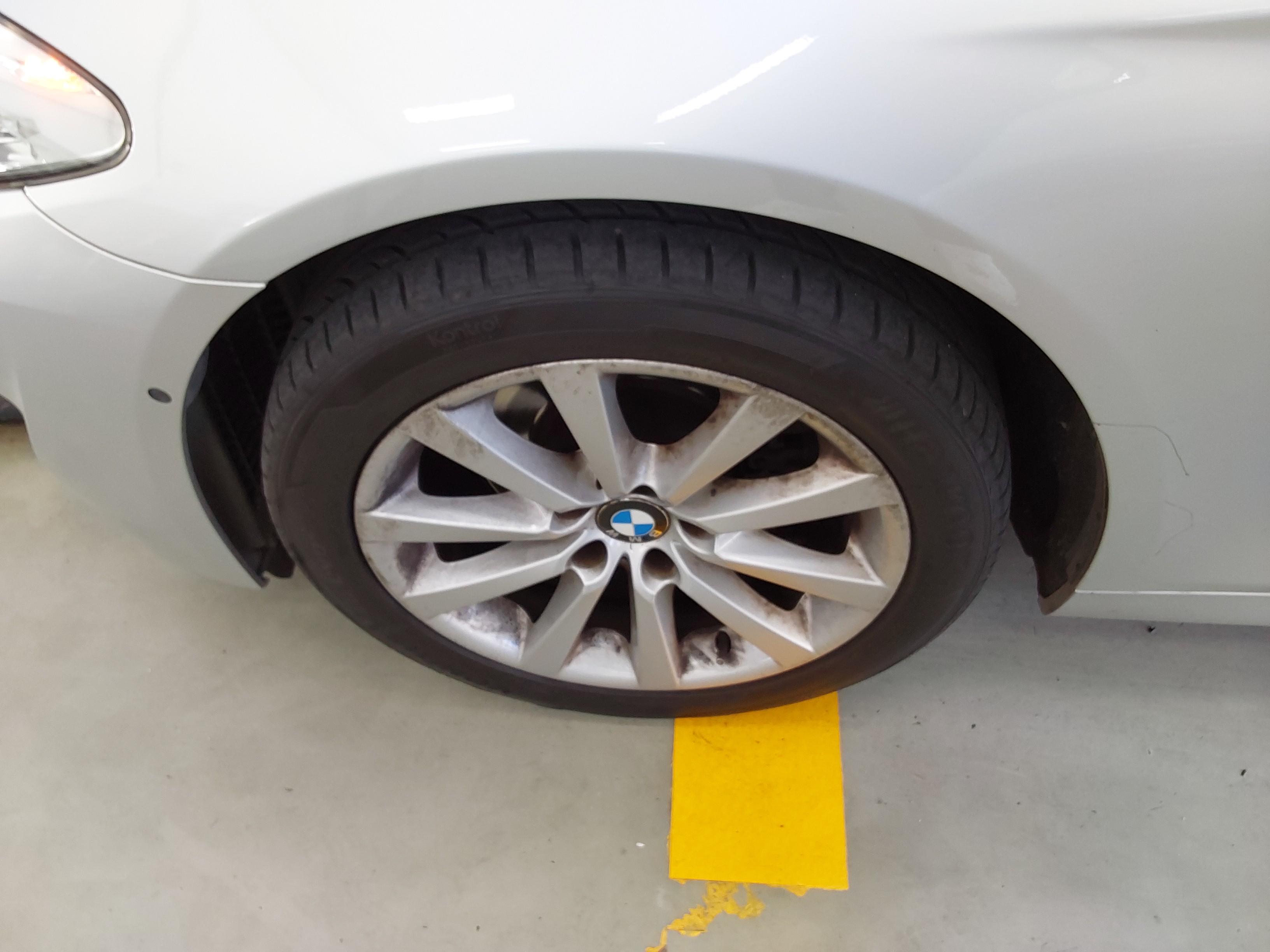 بي إم دبليو الفئة 5 2011 - صورة 21