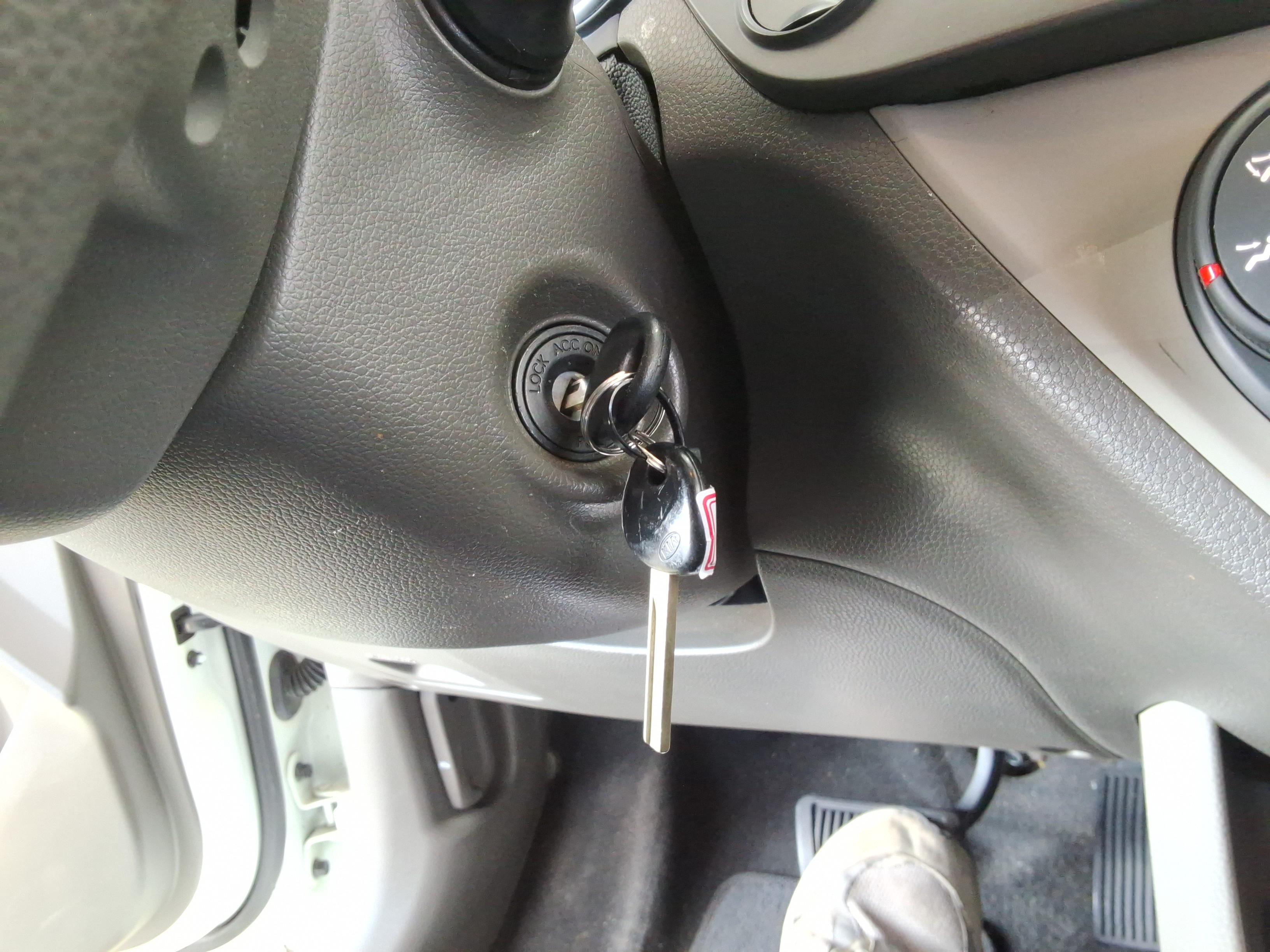 كيا مورنينج 2016 - صورة 18