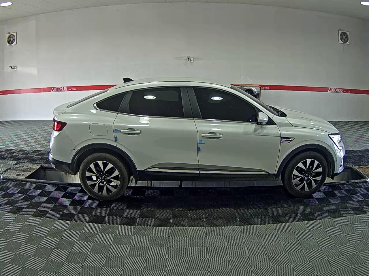 رينو سامسونج XM3 2023 - صورة 3