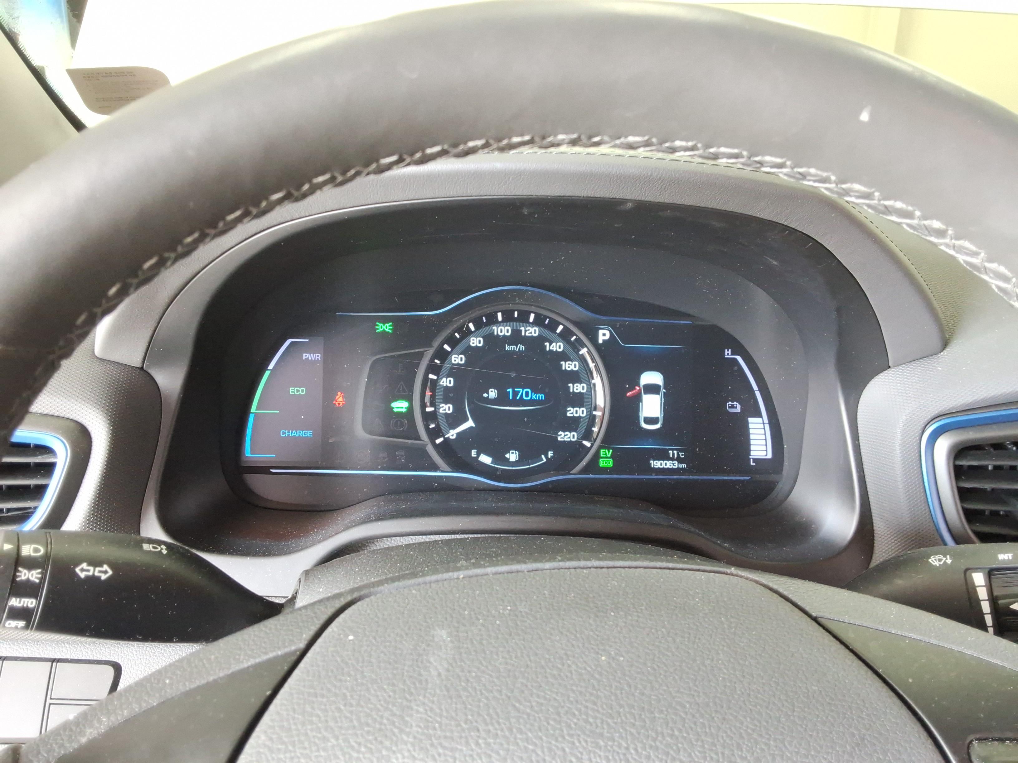 Hyundai Ioniq 2018 - Image 8