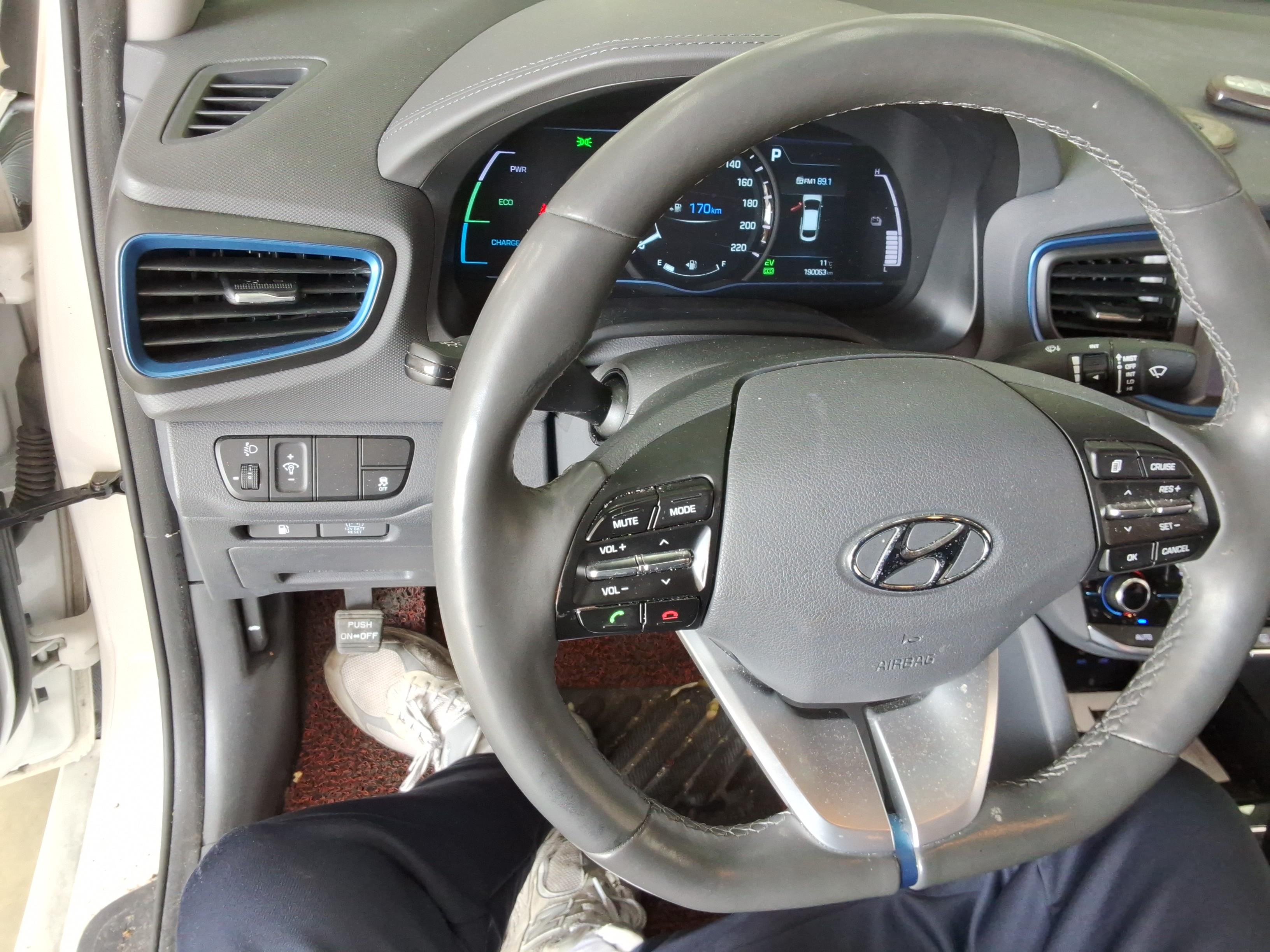 Hyundai Ioniq 2018 - Image 16