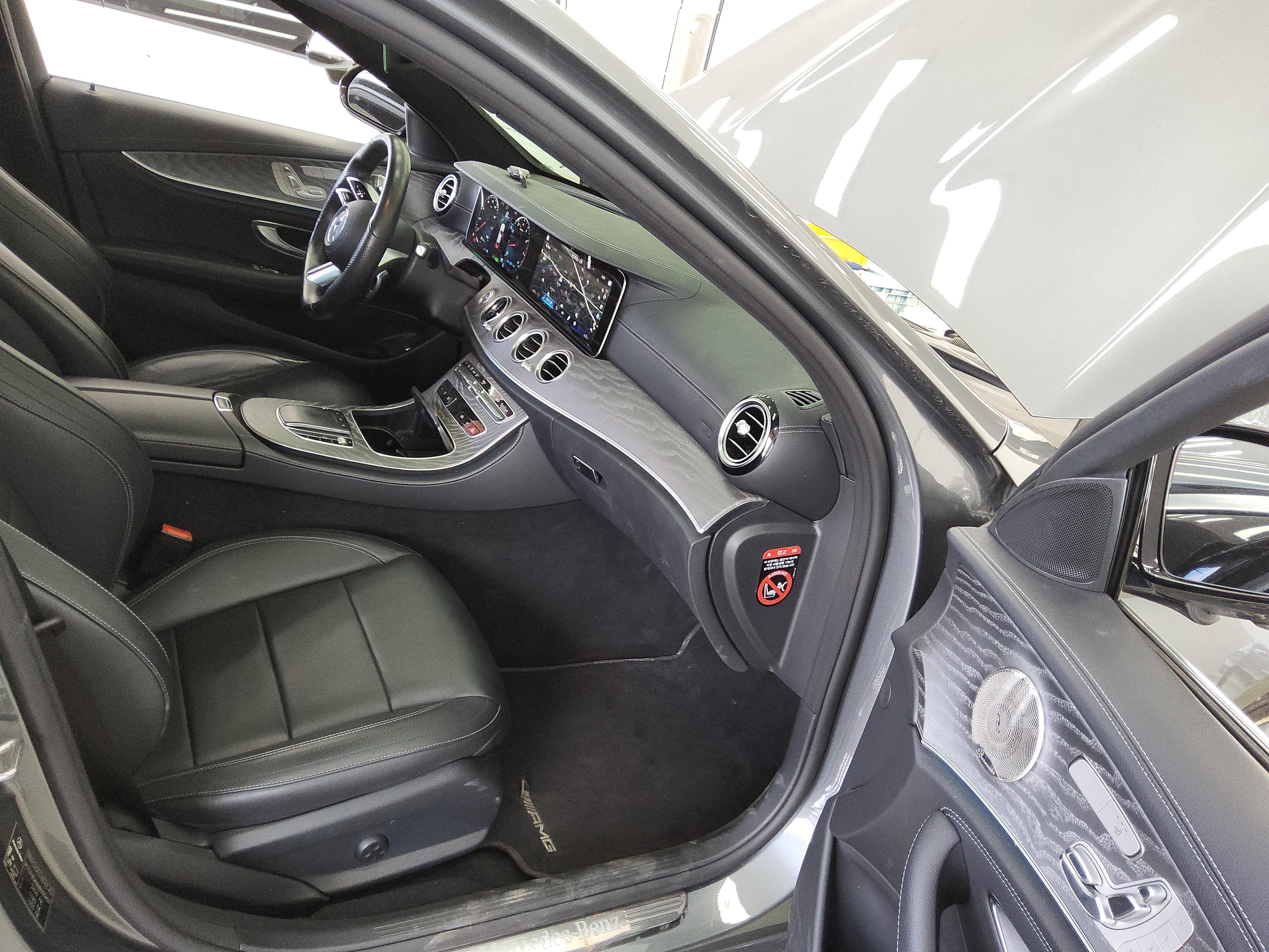 메르세데스-벤츠 E-클래스 2021 - 이미지 14