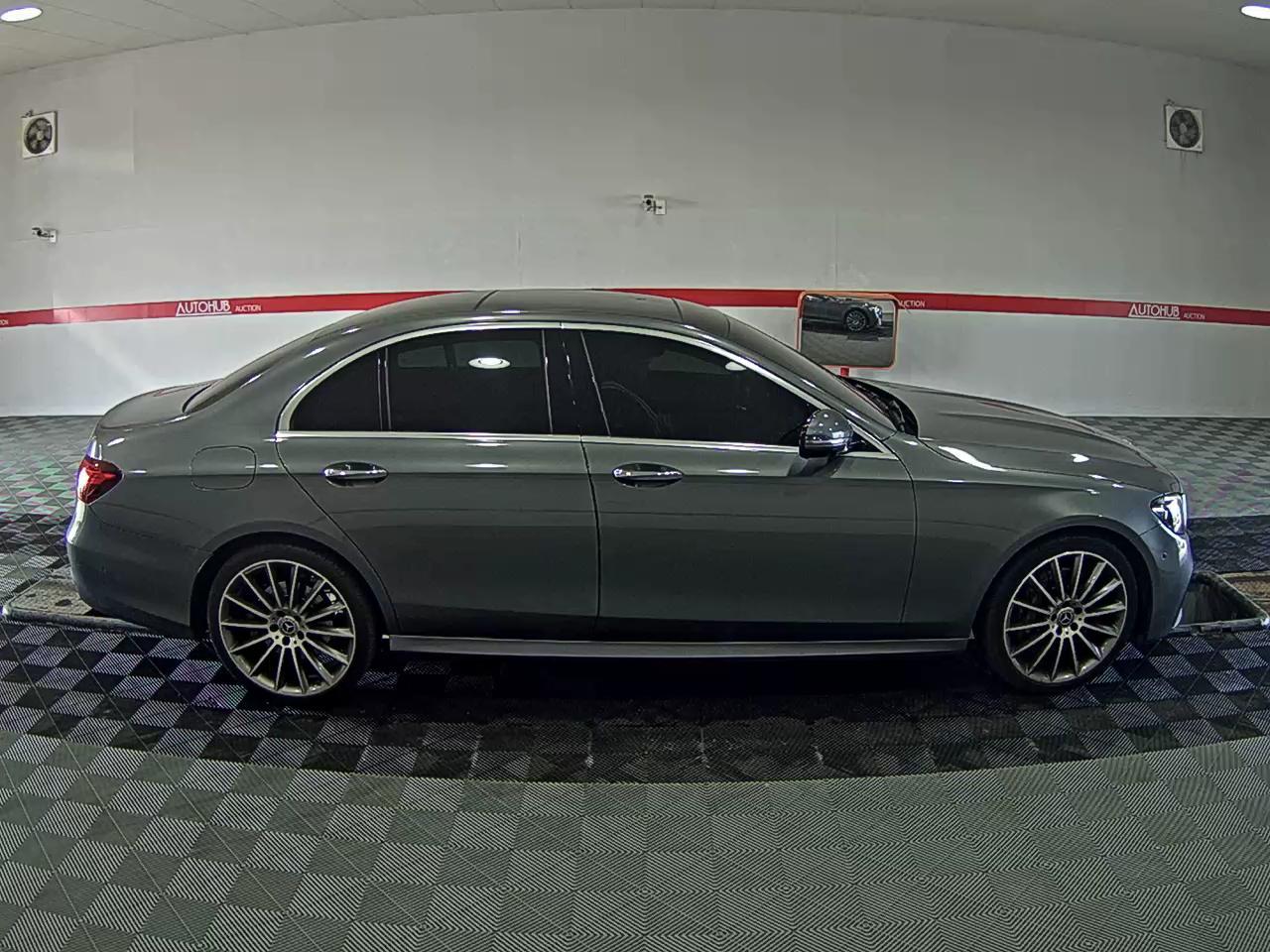 메르세데스-벤츠 E-클래스 2021 - 이미지 3