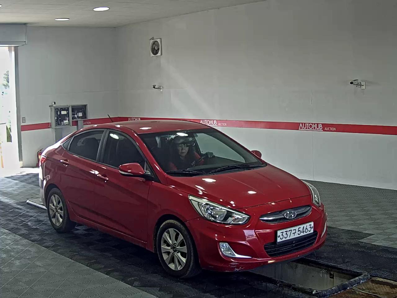 هيونداي أكسنت 2017 - صورة 2