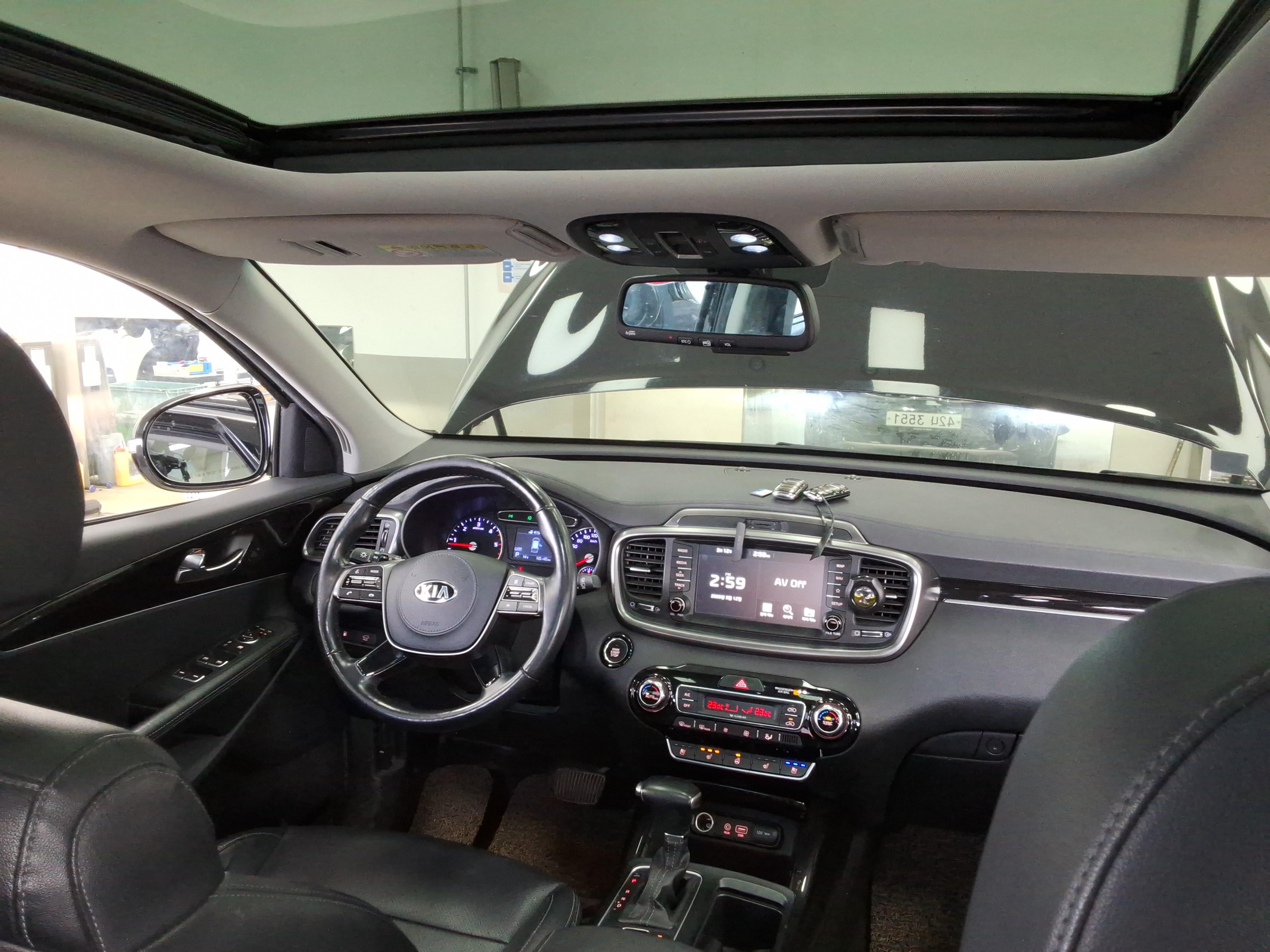 كيا سورينتو 2018 - صورة 13