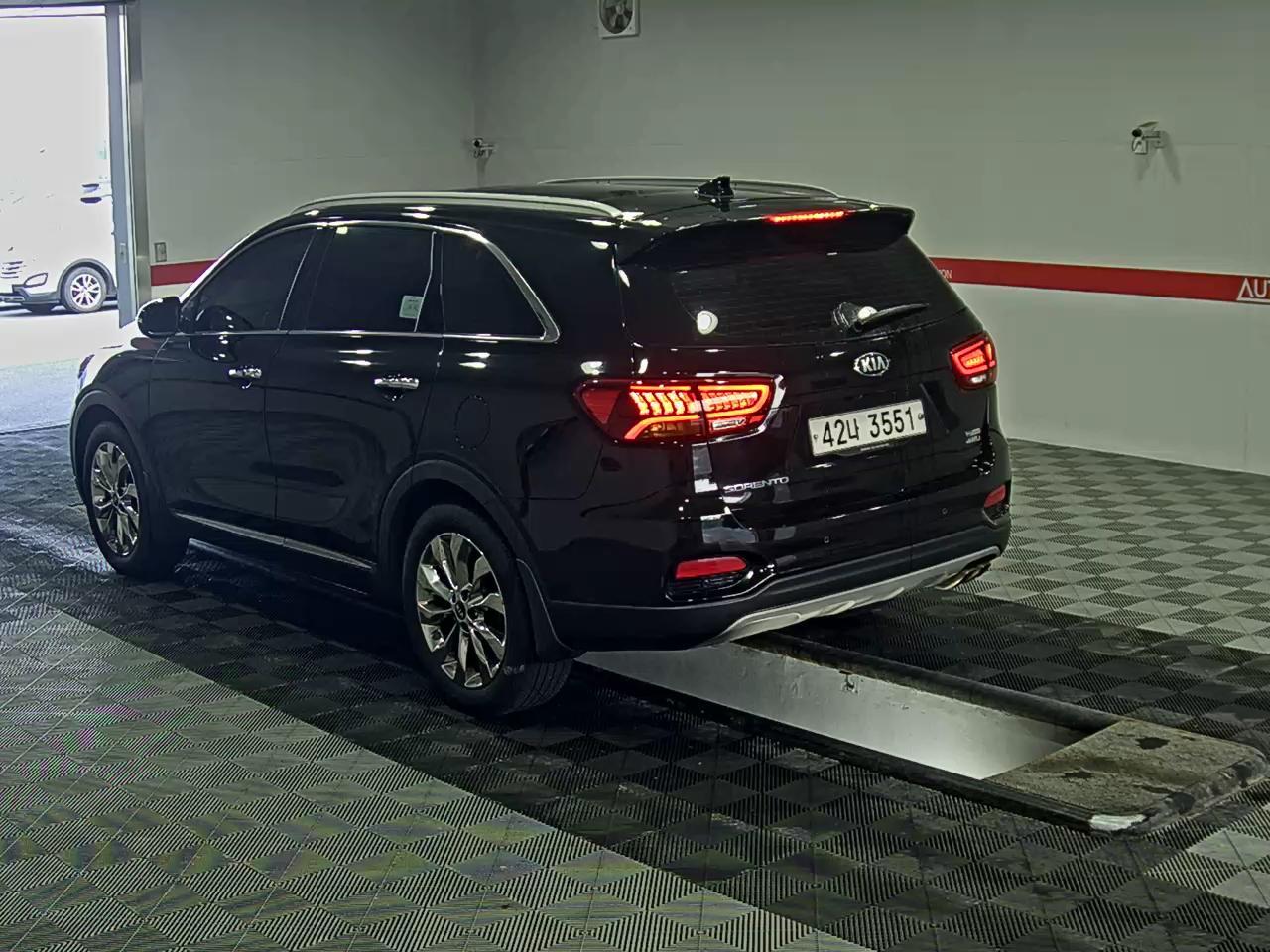 كيا سورينتو 2018 - صورة 5