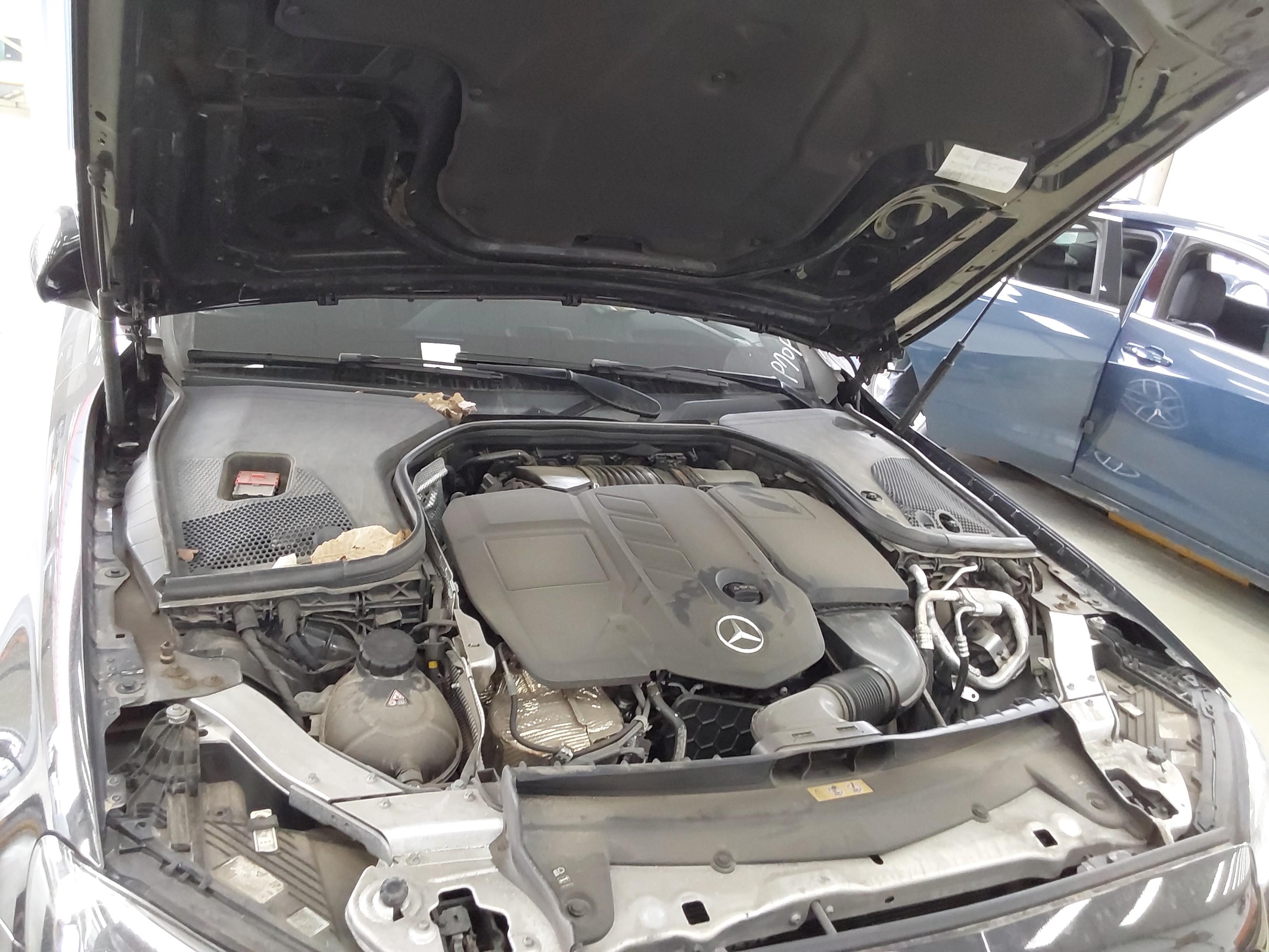 메르세데스-벤츠 E-클래스 2021 - 이미지 15