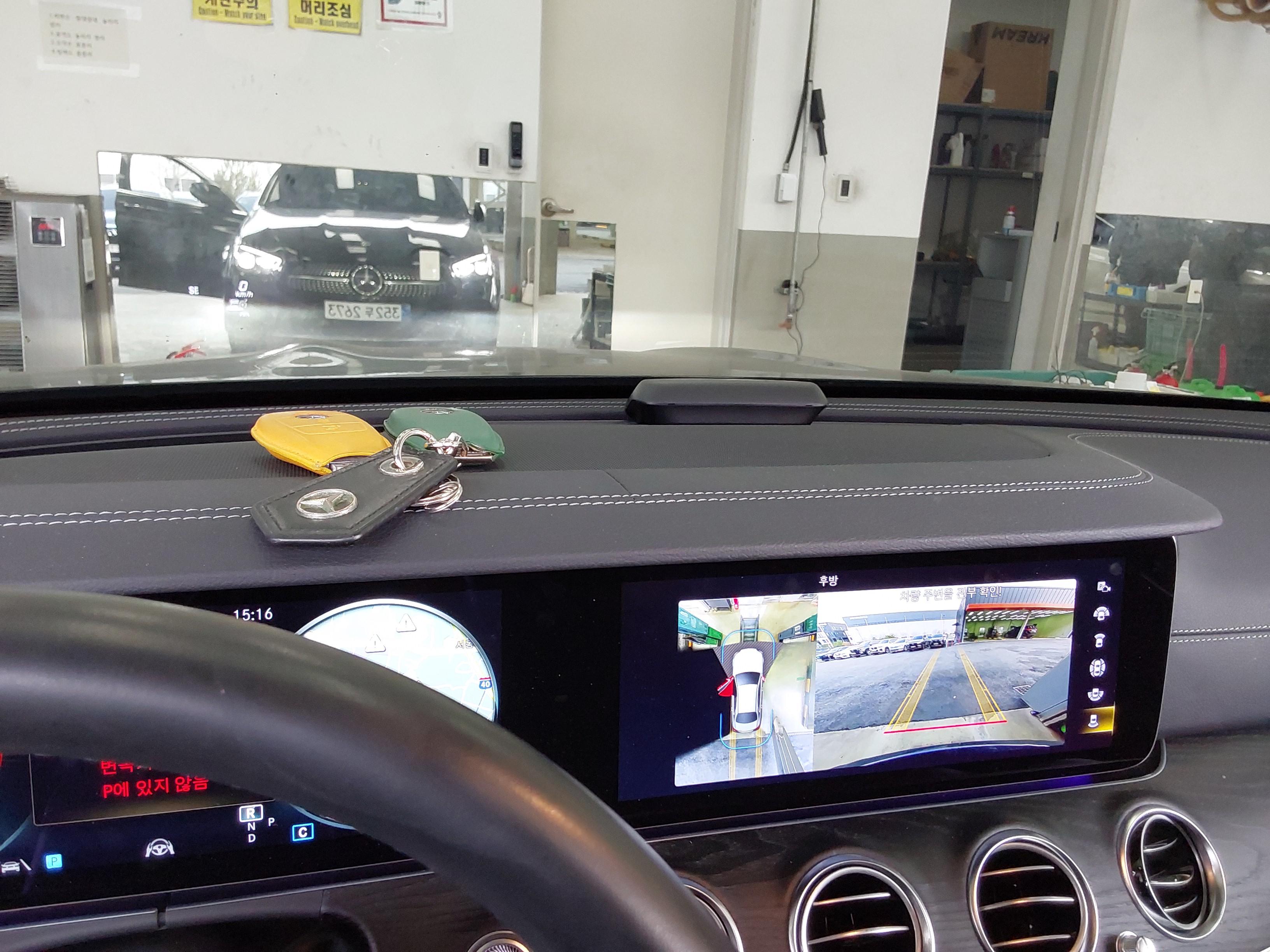 메르세데스-벤츠 E-클래스 2021 - 이미지 17