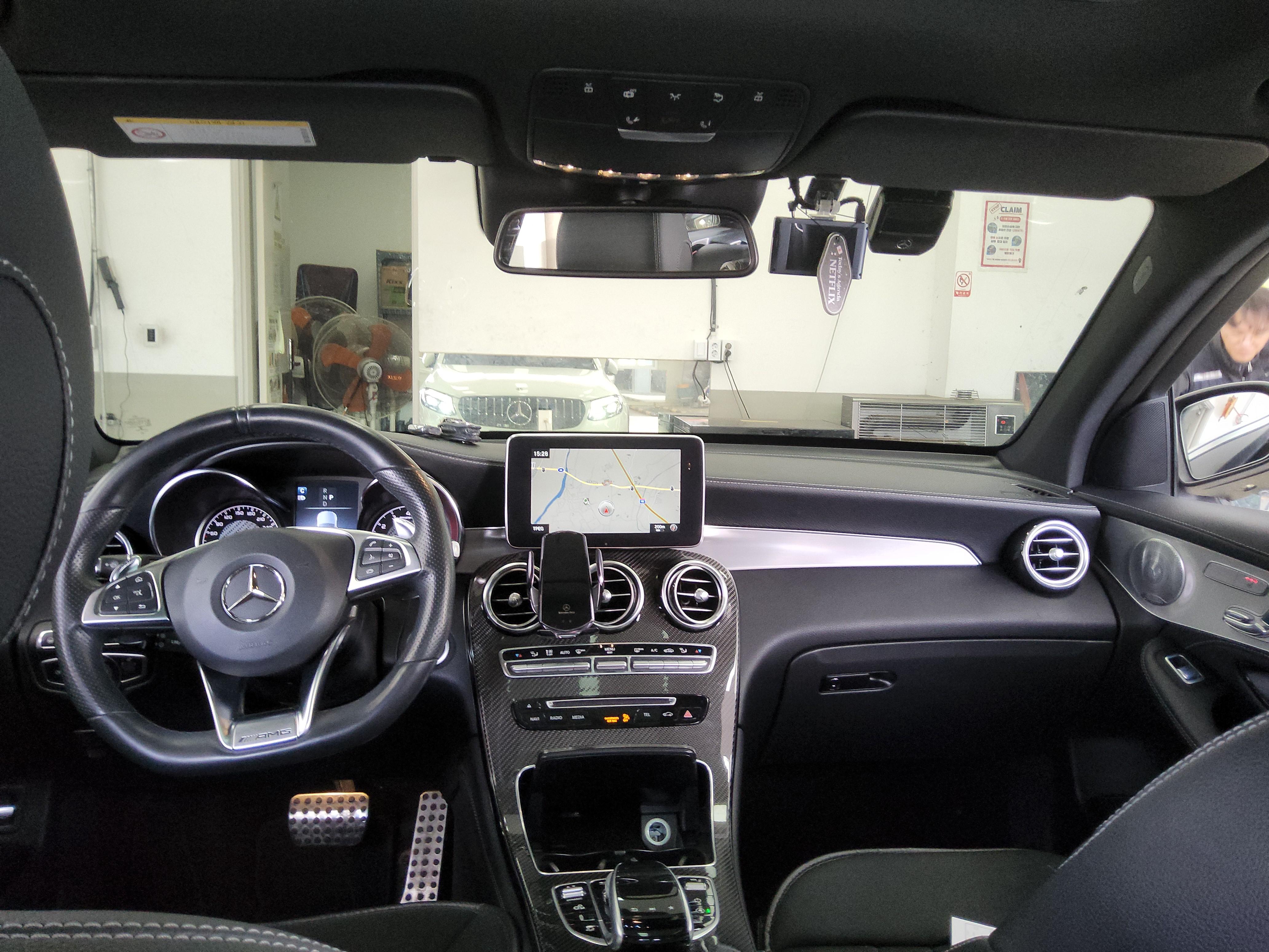 메르세데스-벤츠 GLC 2018 - 이미지 10