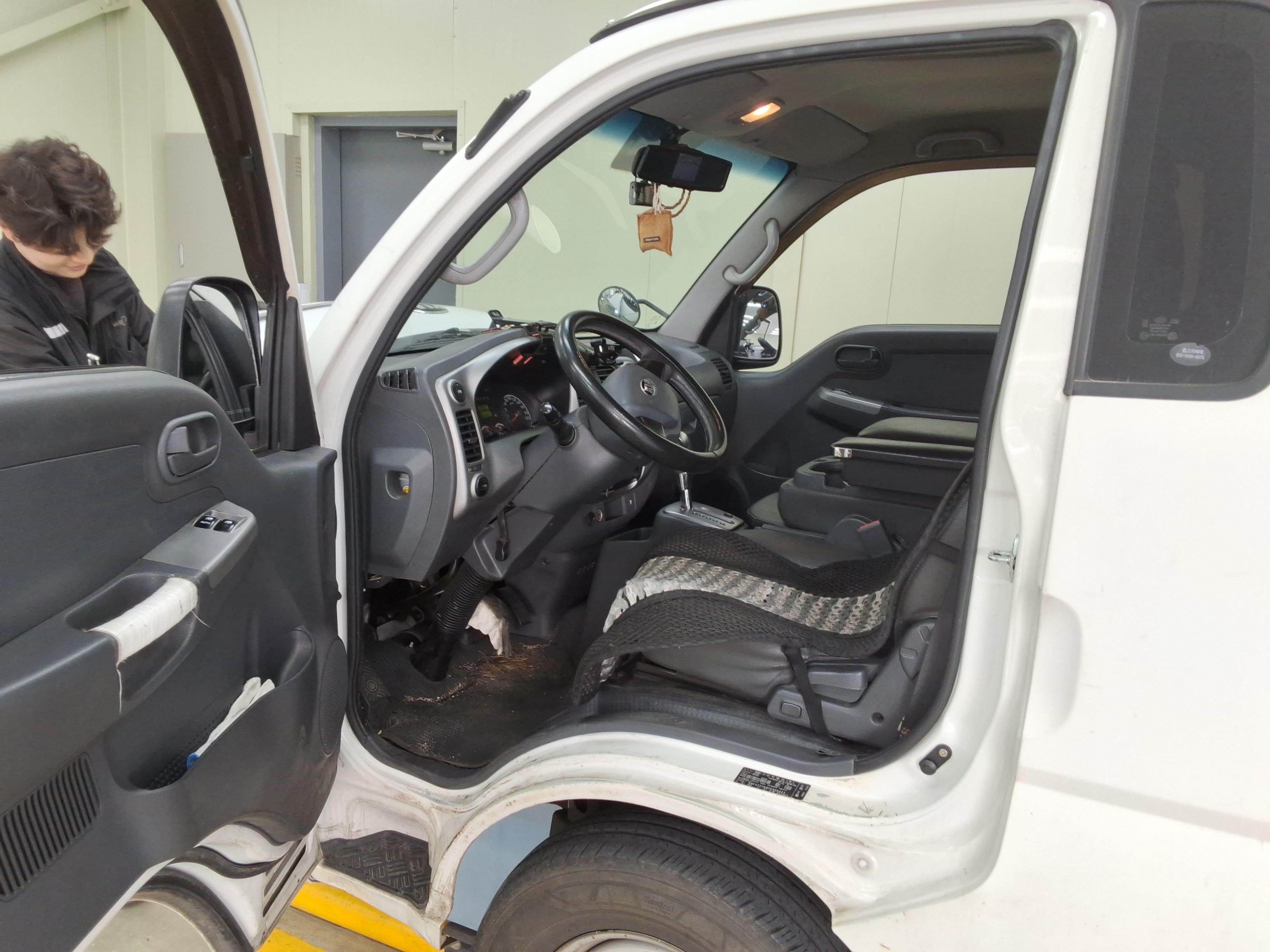 كيا بونجو 3 2015 - صورة 9