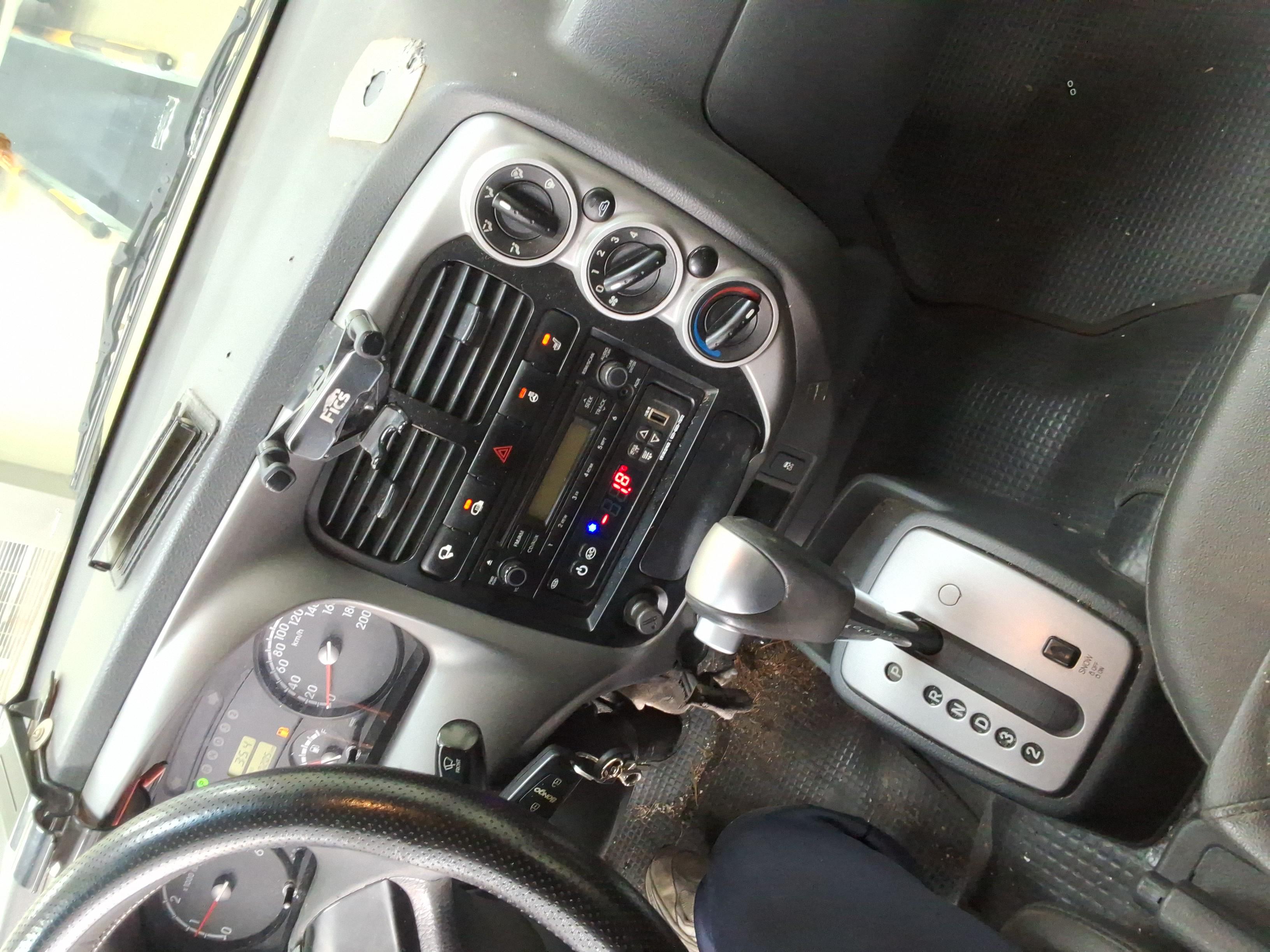 كيا بونجو 3 2015 - صورة 13