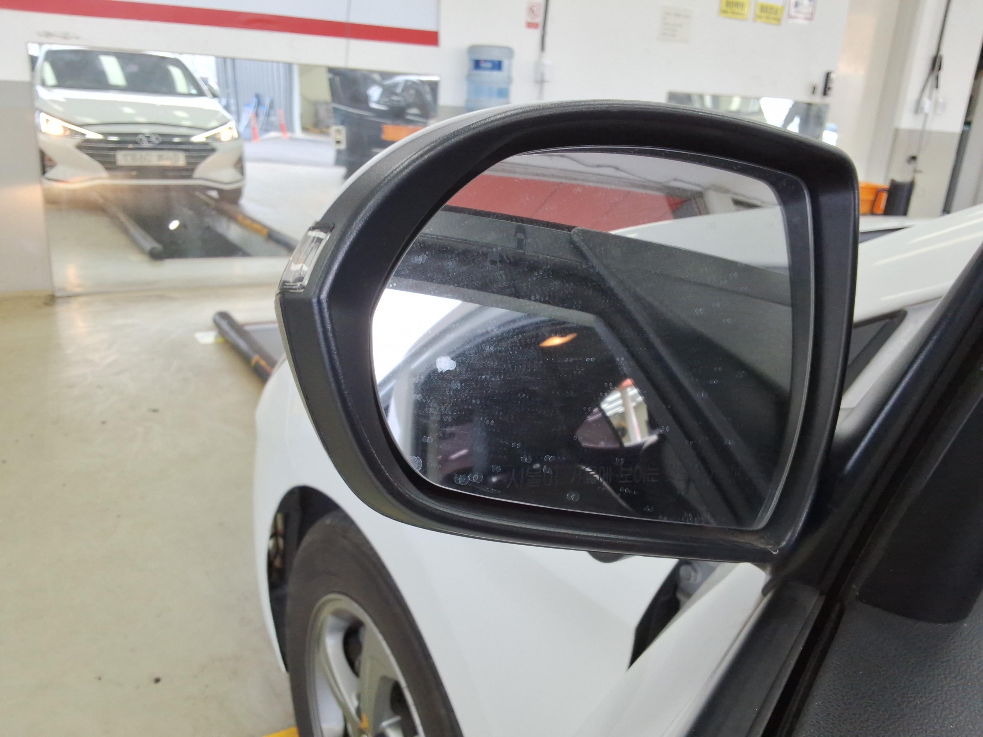 Hyundai Elantra 2020 - Image 21