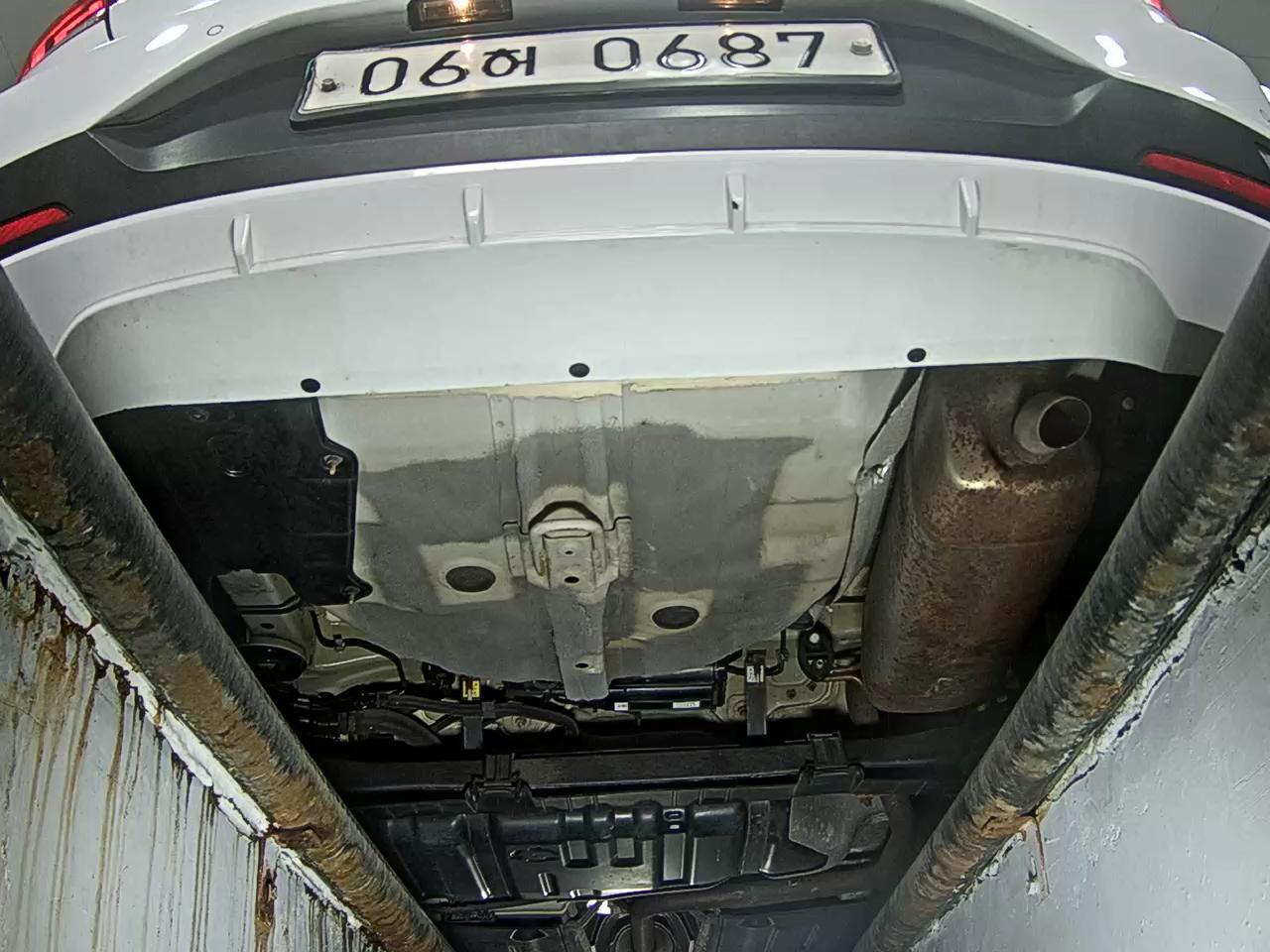Hyundai Elantra 2020 - Image 7